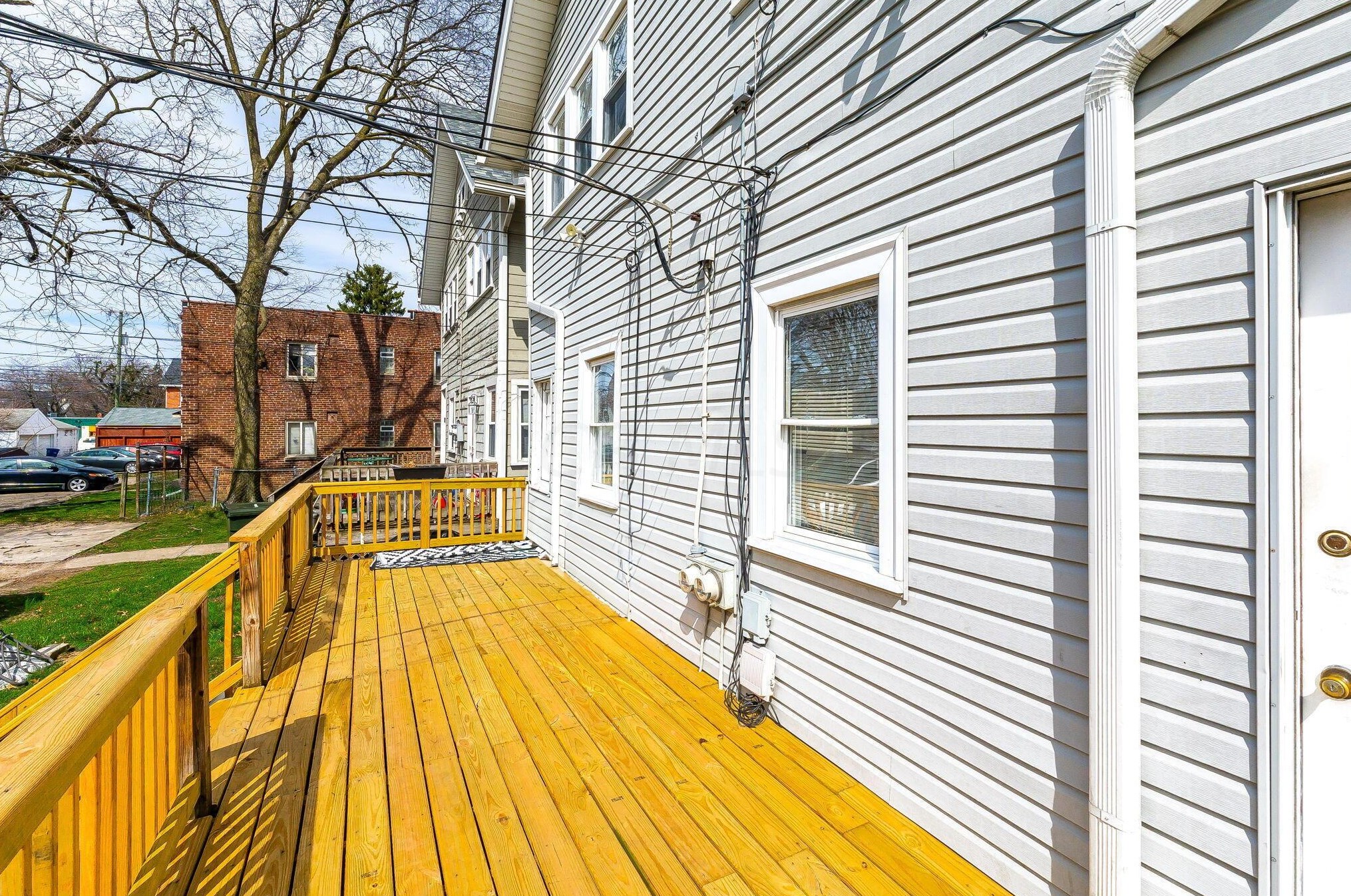 2507 Indianola Ave, Columbus OH 43202-2427 exterior