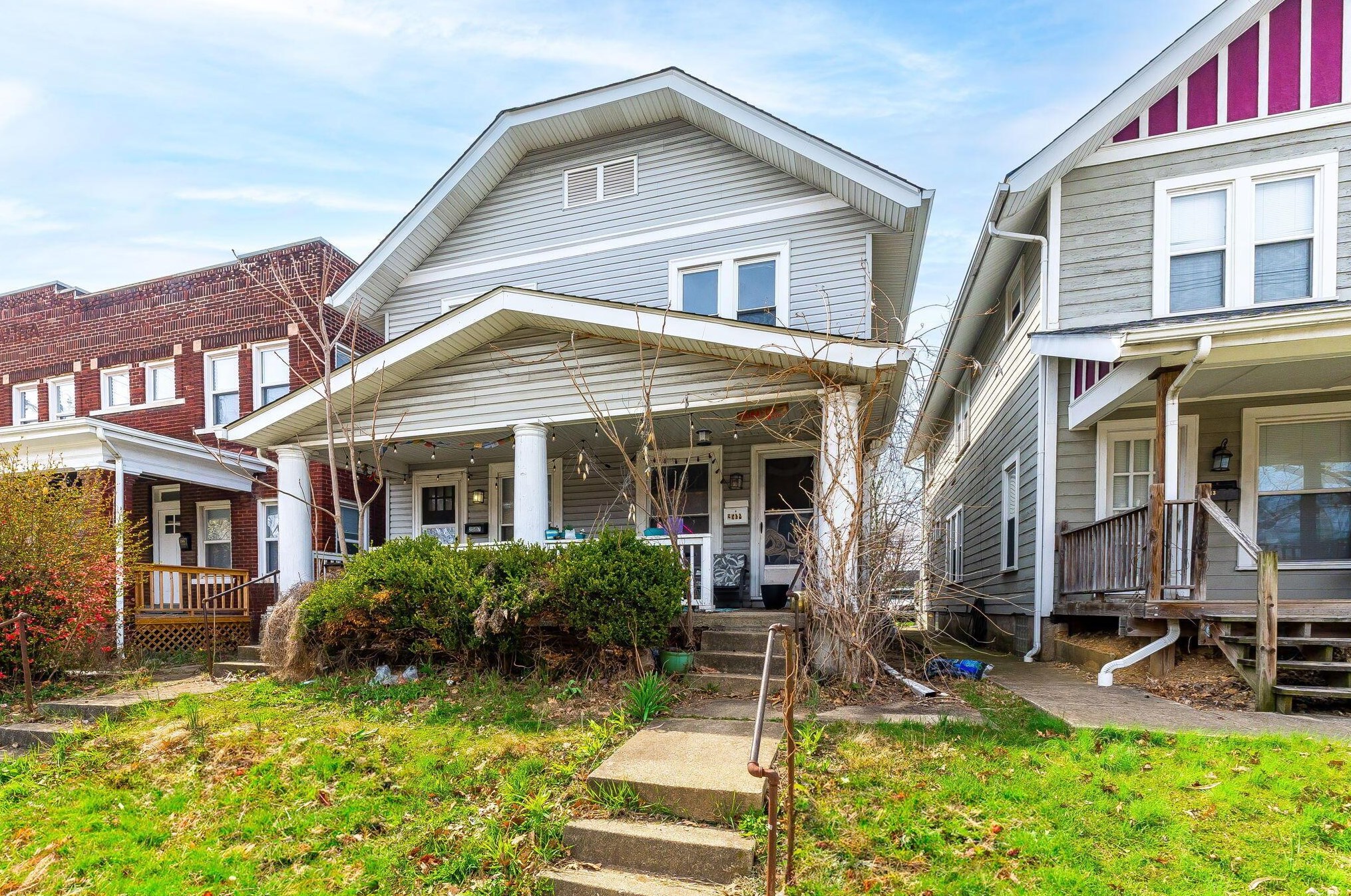 2507 Indianola Ave, Columbus OH 43202-2427 exterior