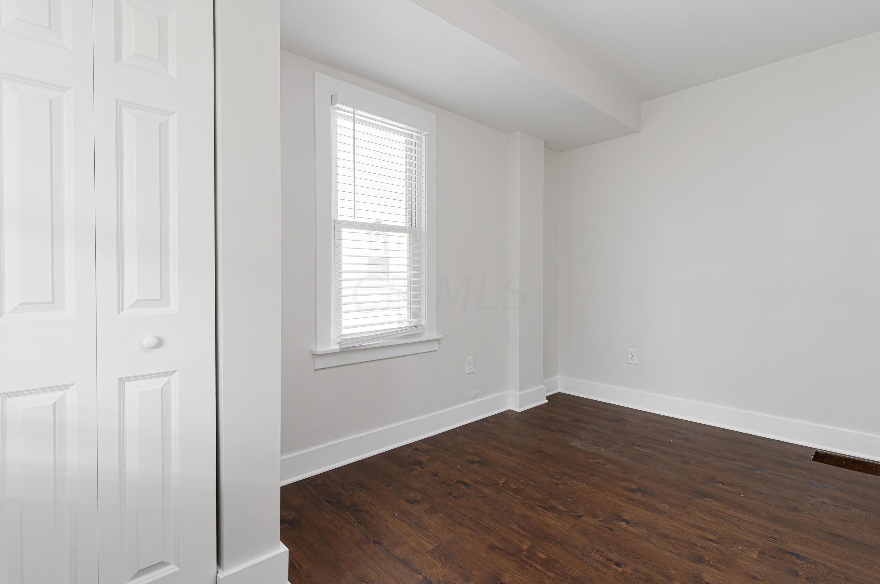 577 Highland Ave, Columbus OH 43223-1744 exterior