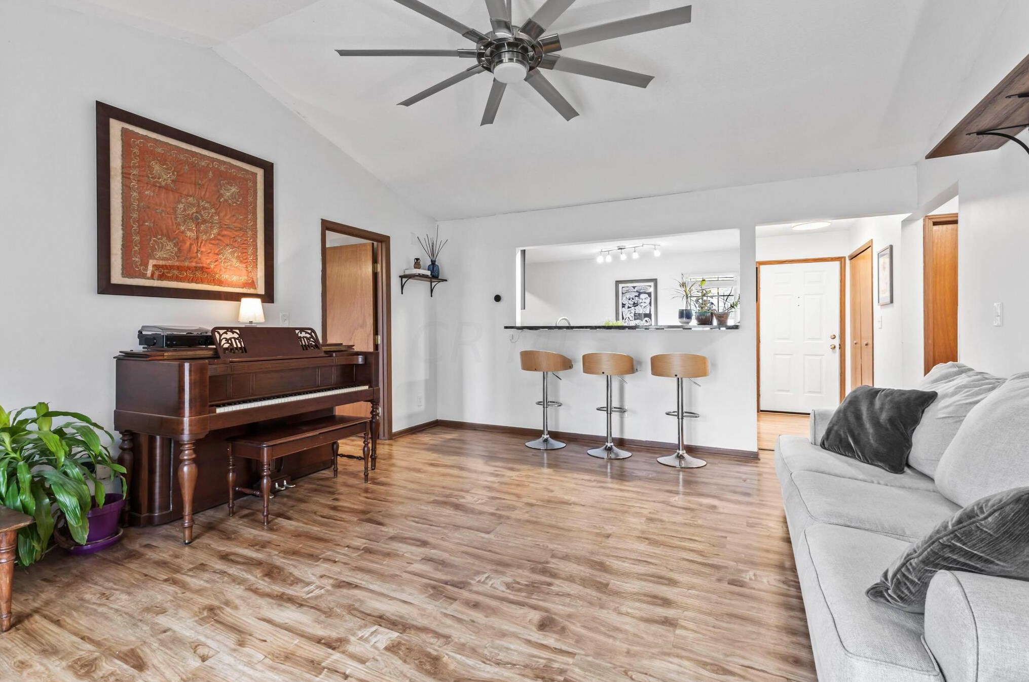 3091 Tweedsmuir Ln, Dublin OH  43017-1844 exterior