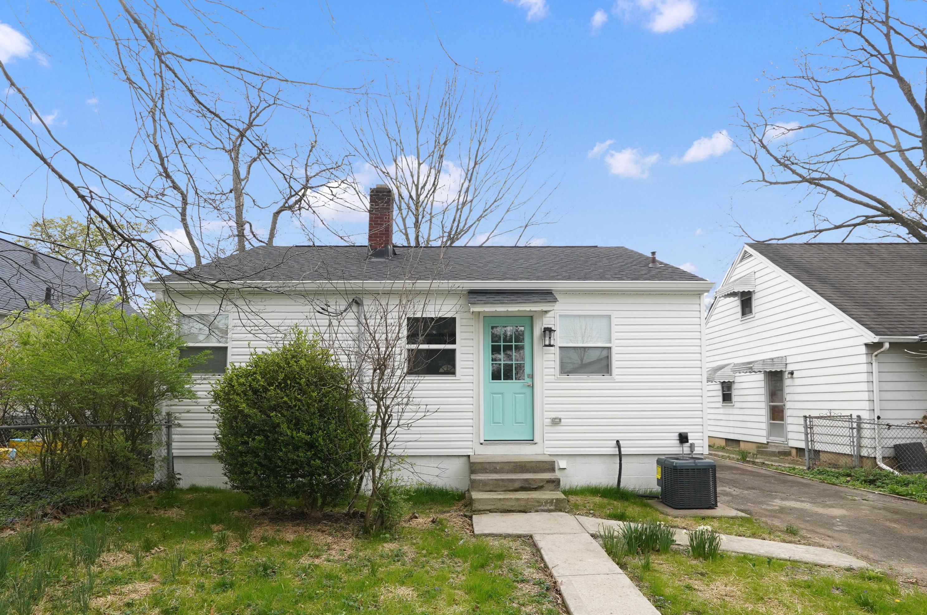 46 Leland Ave, Columbus OH  43214-1512 exterior