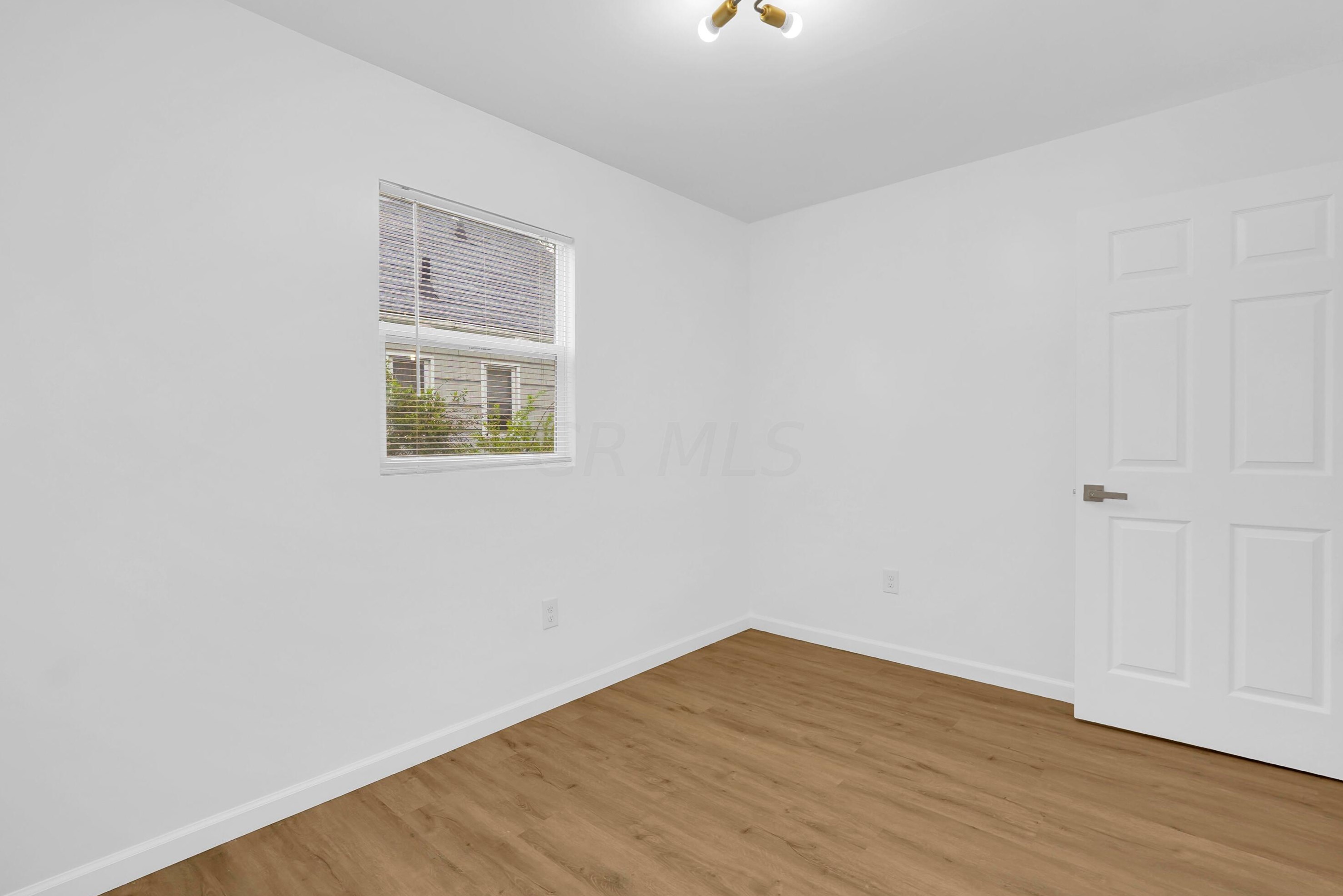 46 Leland Ave, Columbus OH  43214-1512 exterior