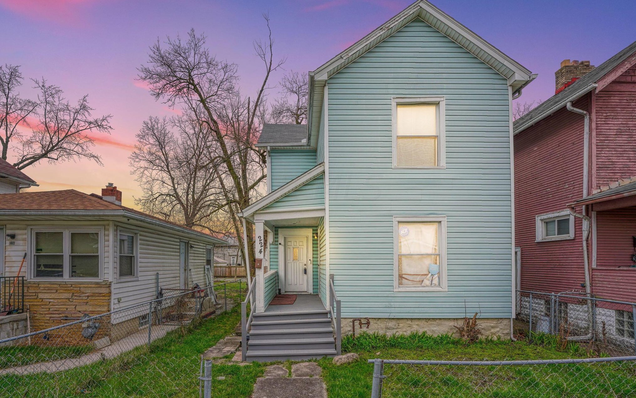 224 Harris Ave, Columbus, OH 43204-3013
