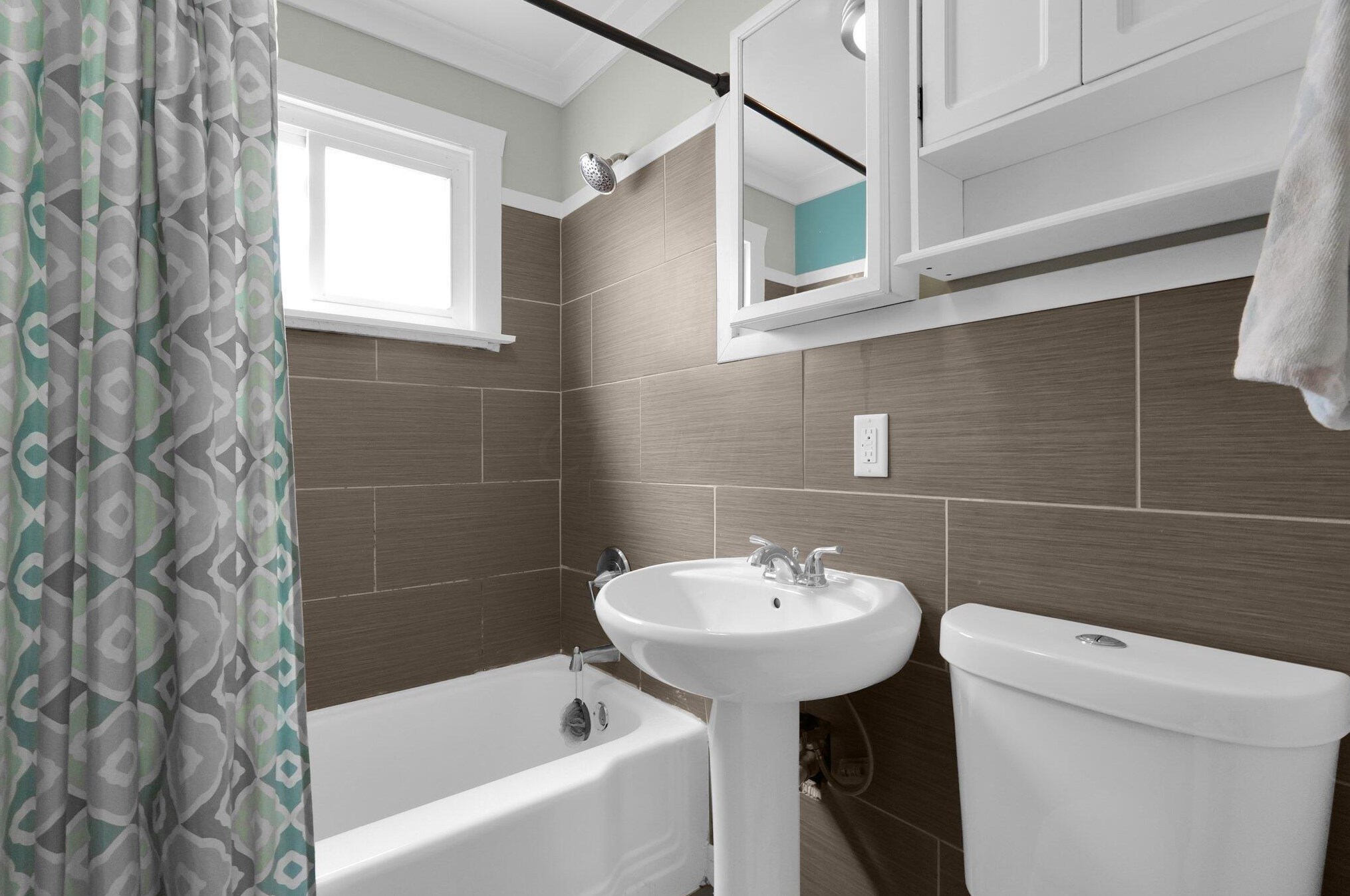 3672 Brandon St, Columbus OH 43224-2468 exterior