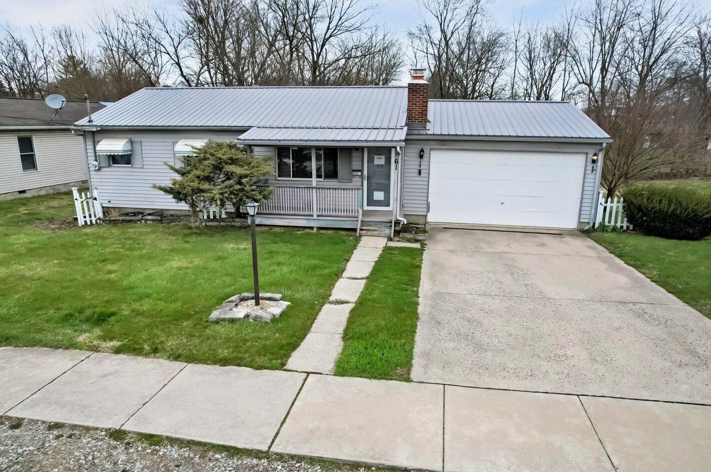 61 David St, Delaware, OH 43015-2503