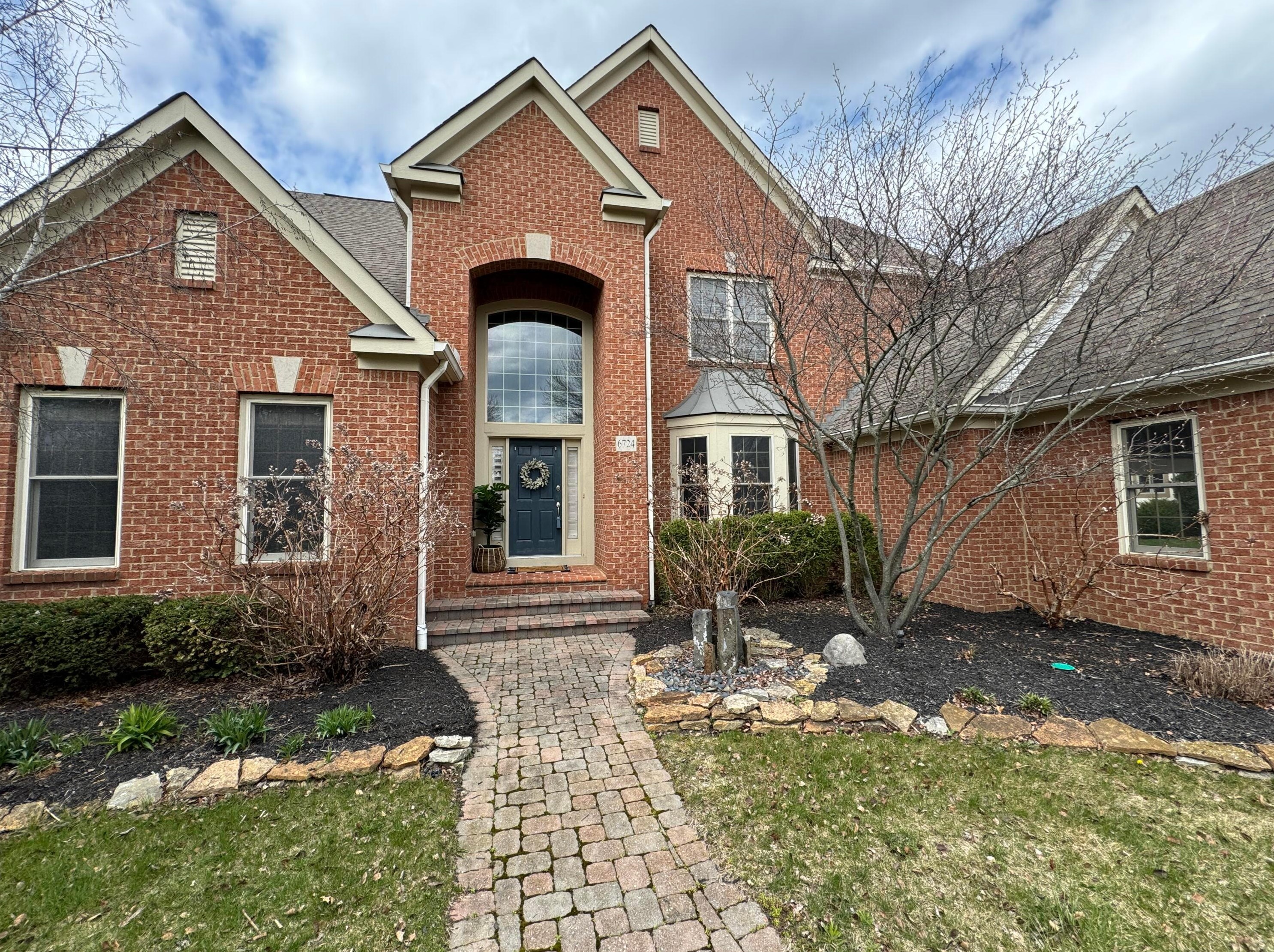 6724 Ballantrae Pl, Dublin, OH 43016