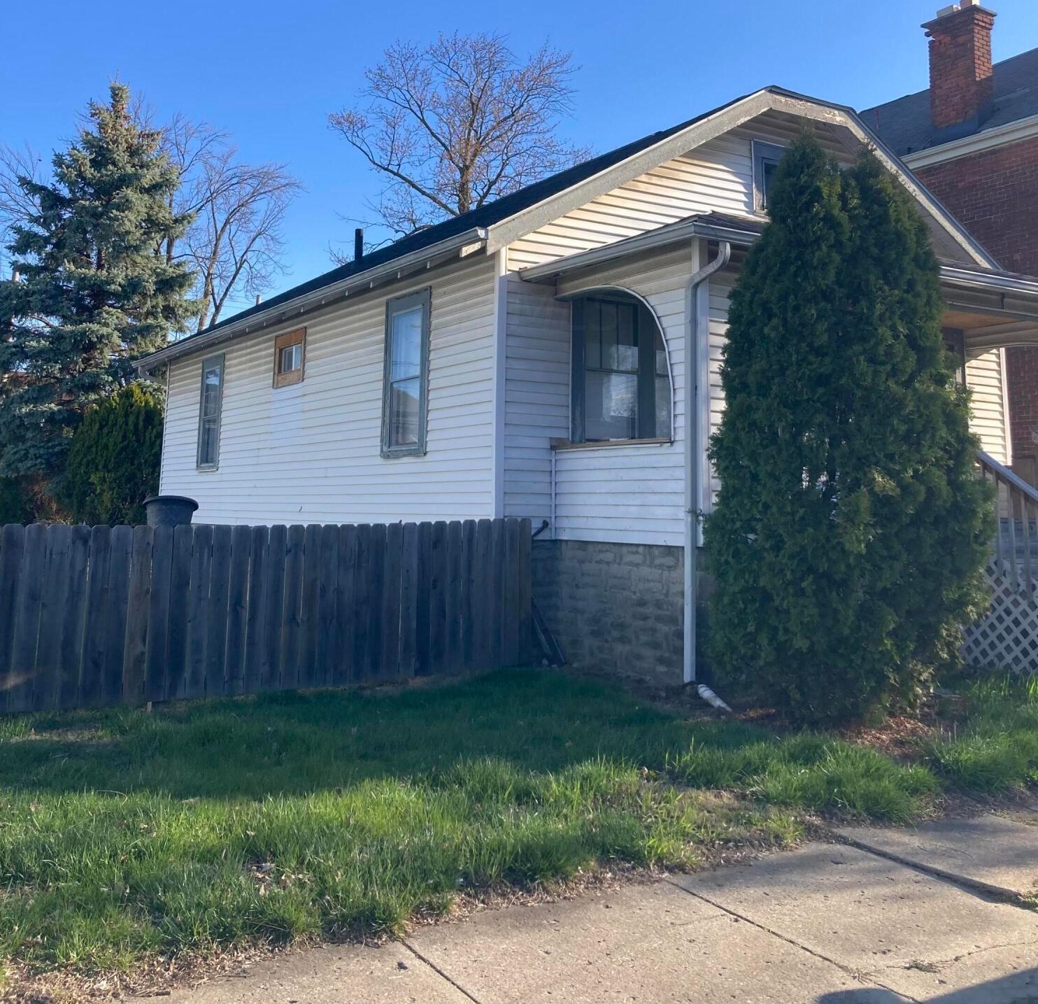 550 Reinhard Ave, Columbus, OH 43206-2882