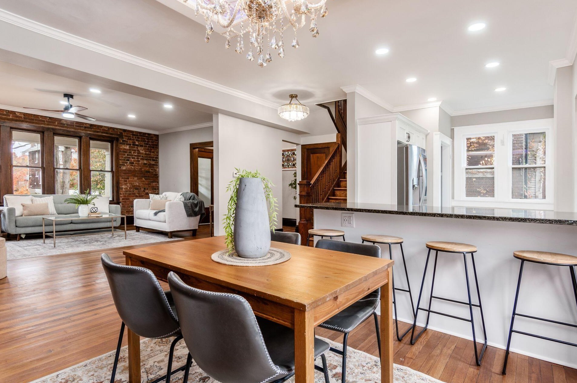 1841 Bryden Rd, Columbus OH  43205-2260 exterior