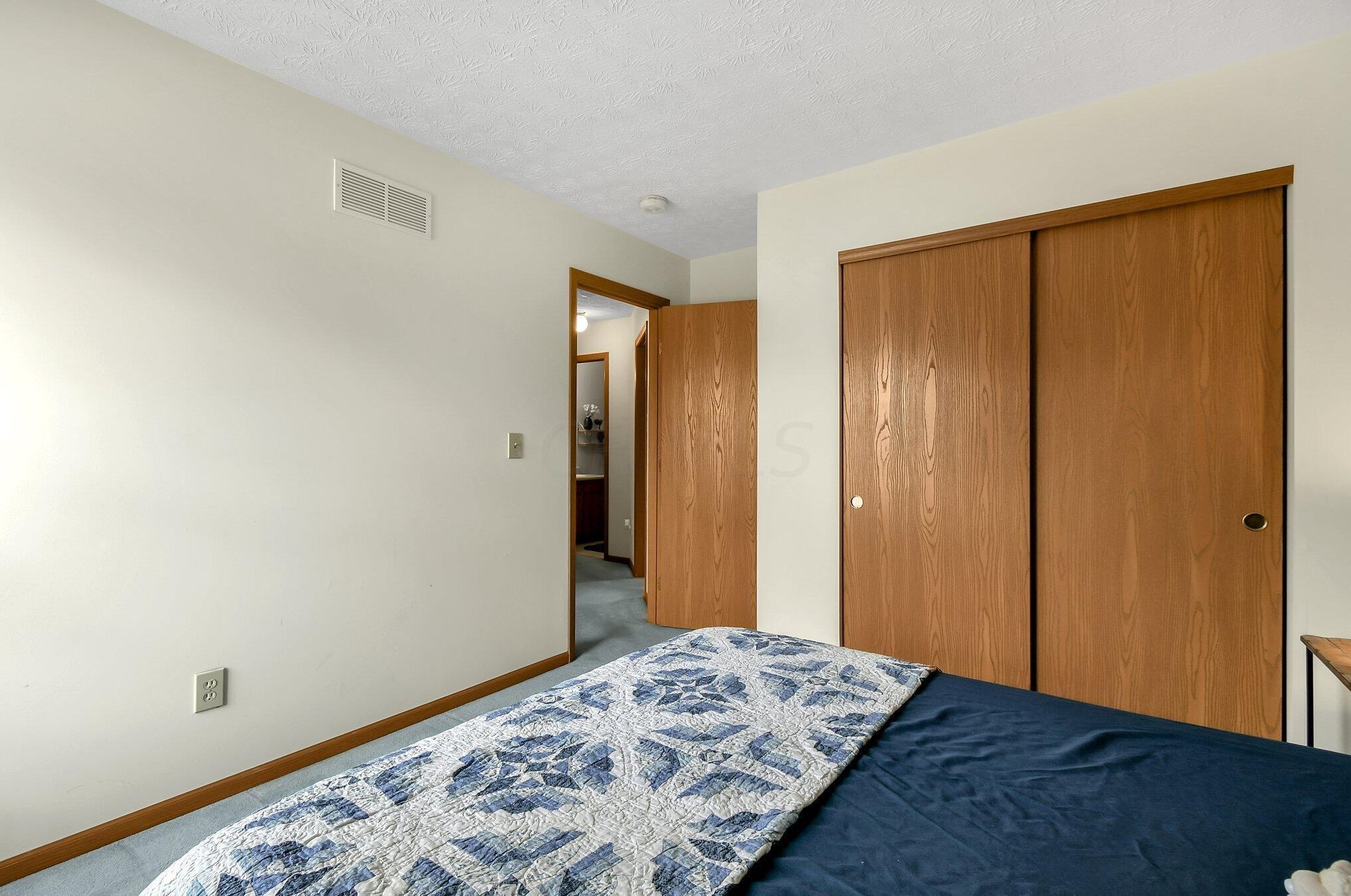 2364 Rolling Rock Dr, Columbus OH 43229-4780 exterior