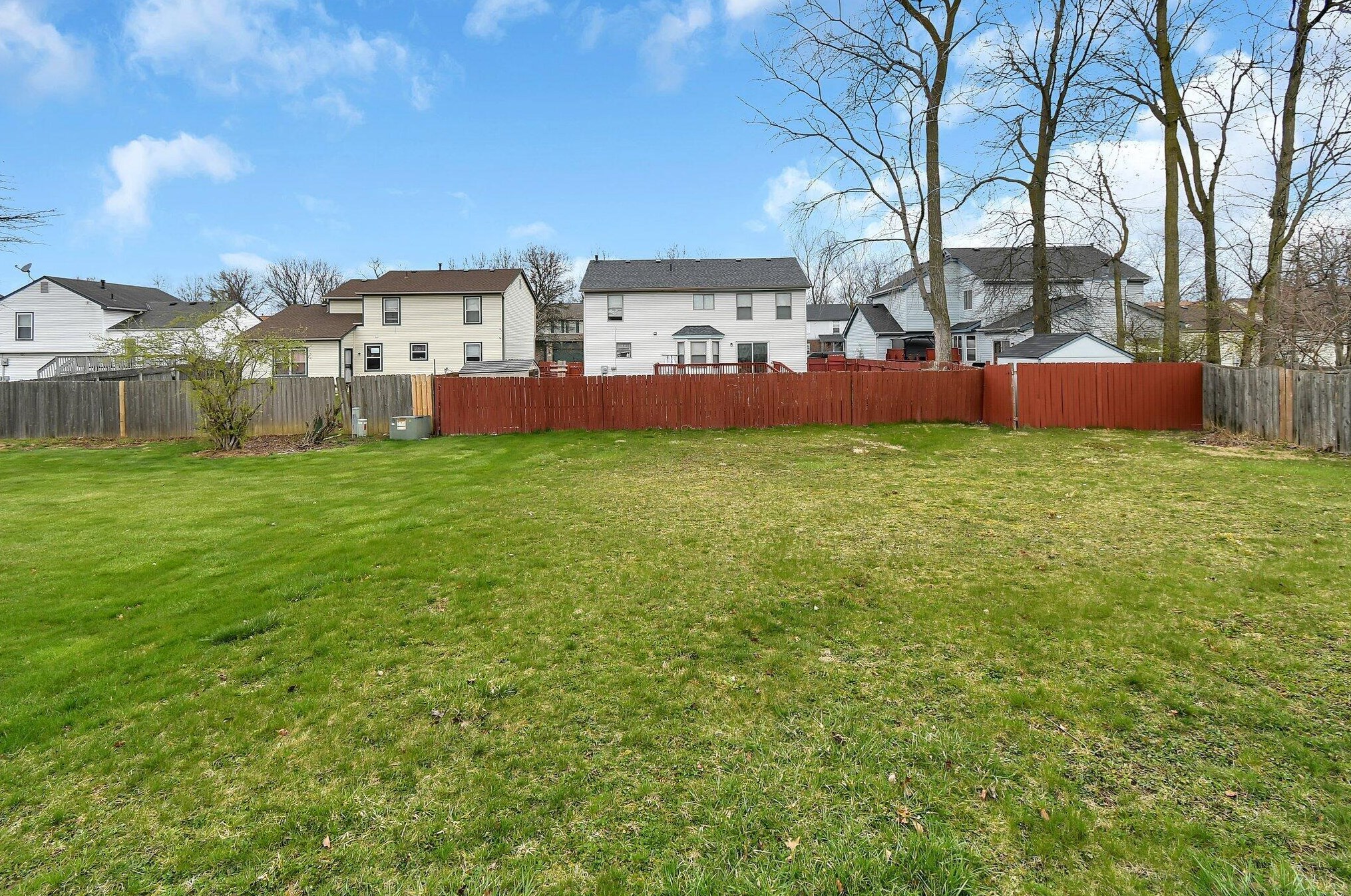 2364 Rolling Rock Dr, Columbus OH 43229-4780 exterior