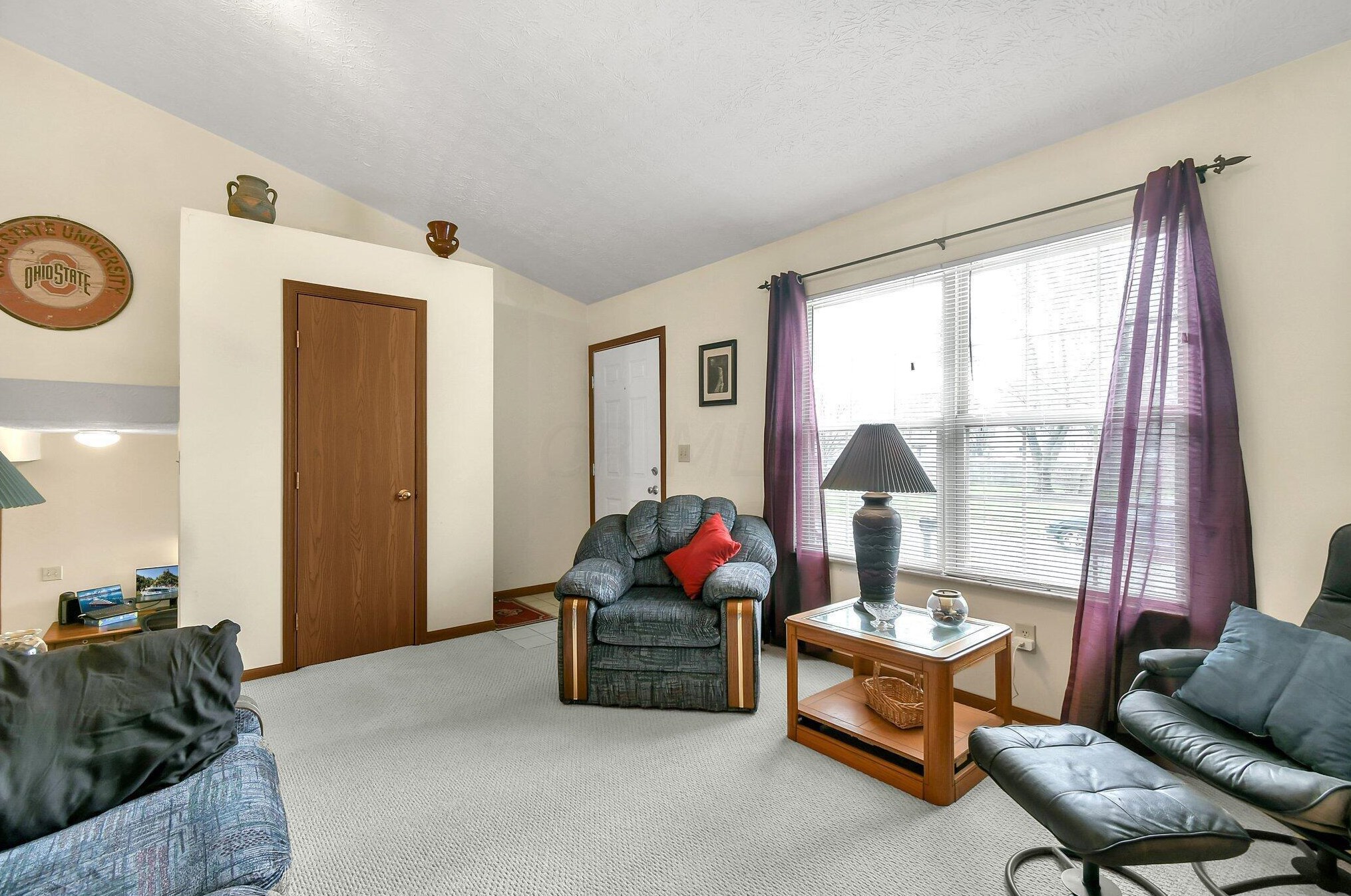 2364 Rolling Rock Dr, Columbus OH 43229-4780 exterior