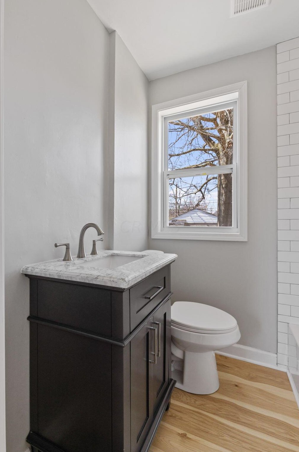 3003 Pontiac St, Columbus OH  43224-4040 exterior