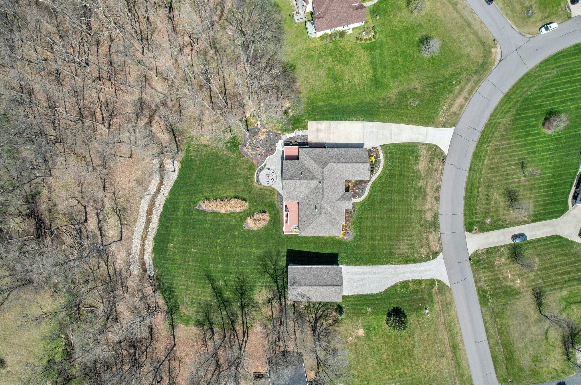 3163 Sarah Dr, Lancaster OH 43130-7866 exterior