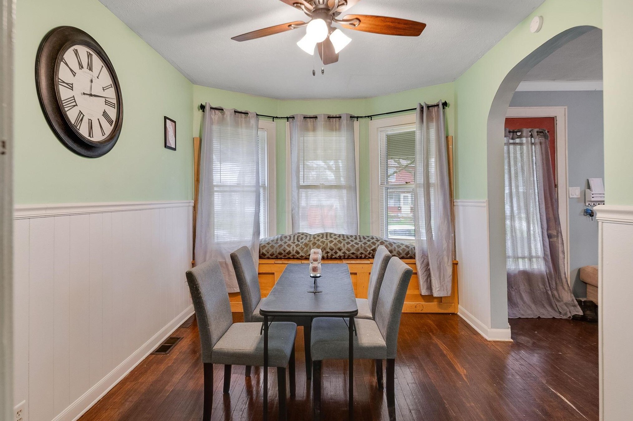 133 Westmoor Ave, Columbus OH  43204-1350 exterior