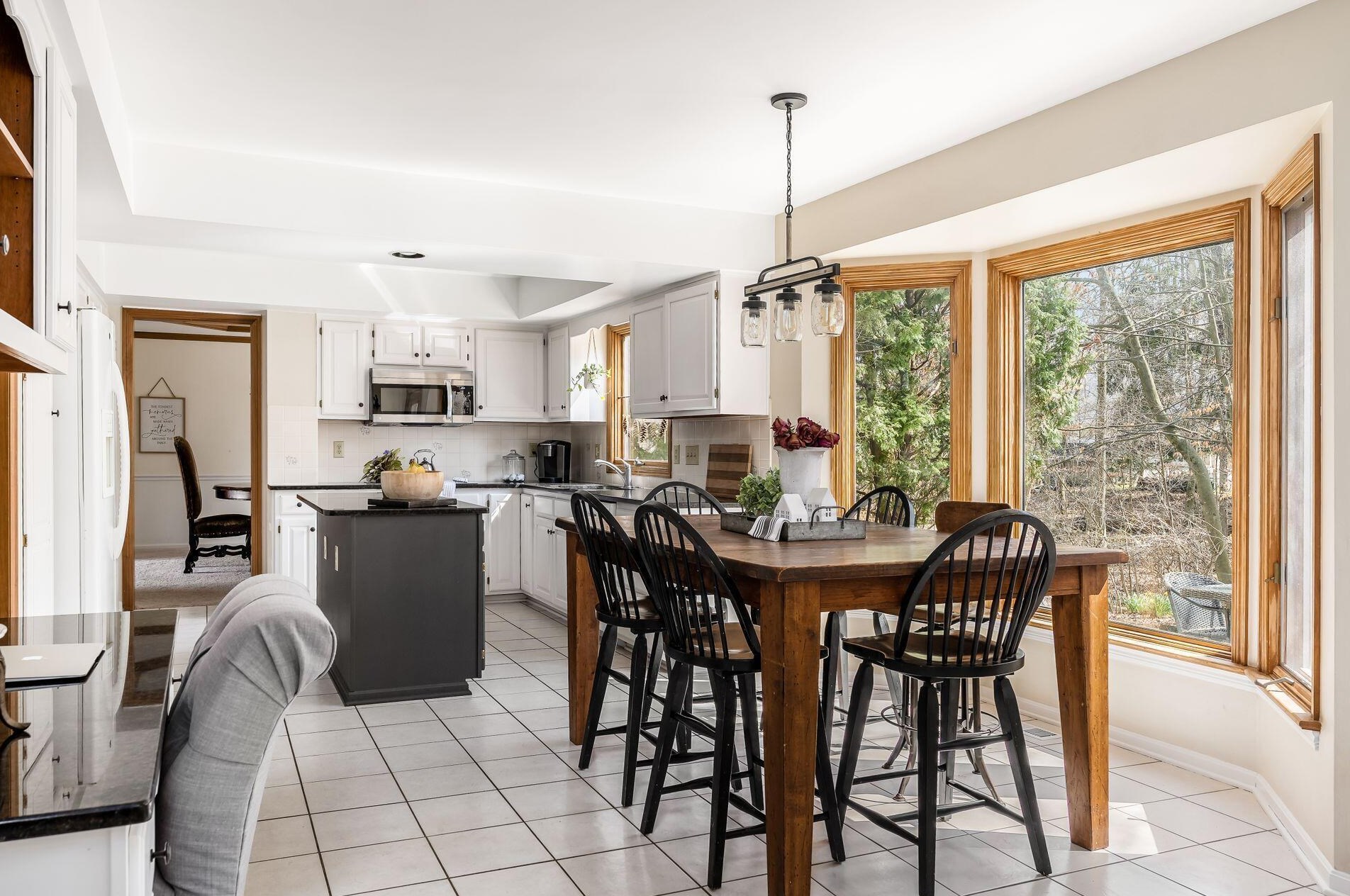 6371 Lake Trail Dr, Westerville OH  43082-8766 exterior