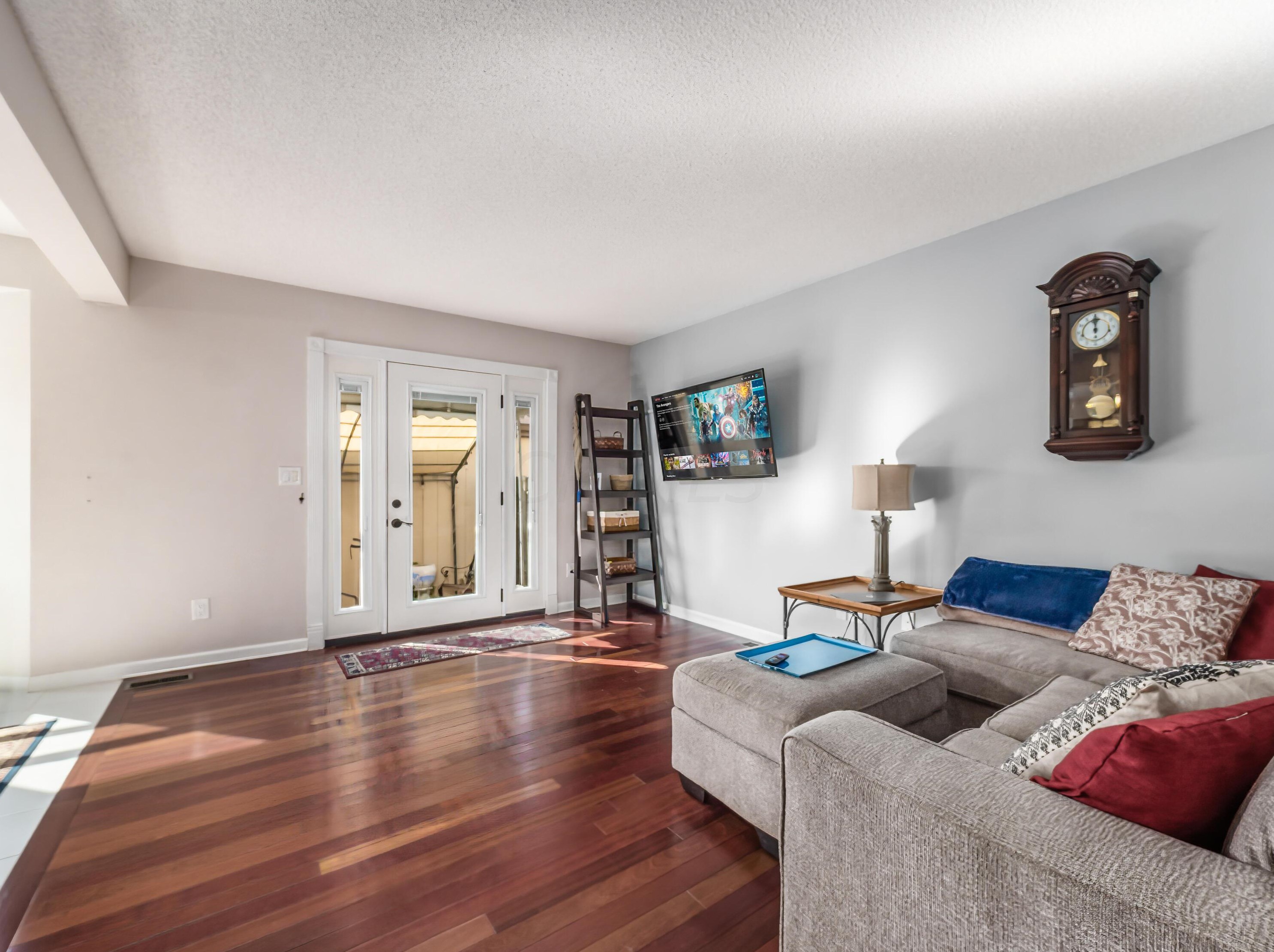 6283 Billington Dr, Columbus OH 43213-3479 exterior