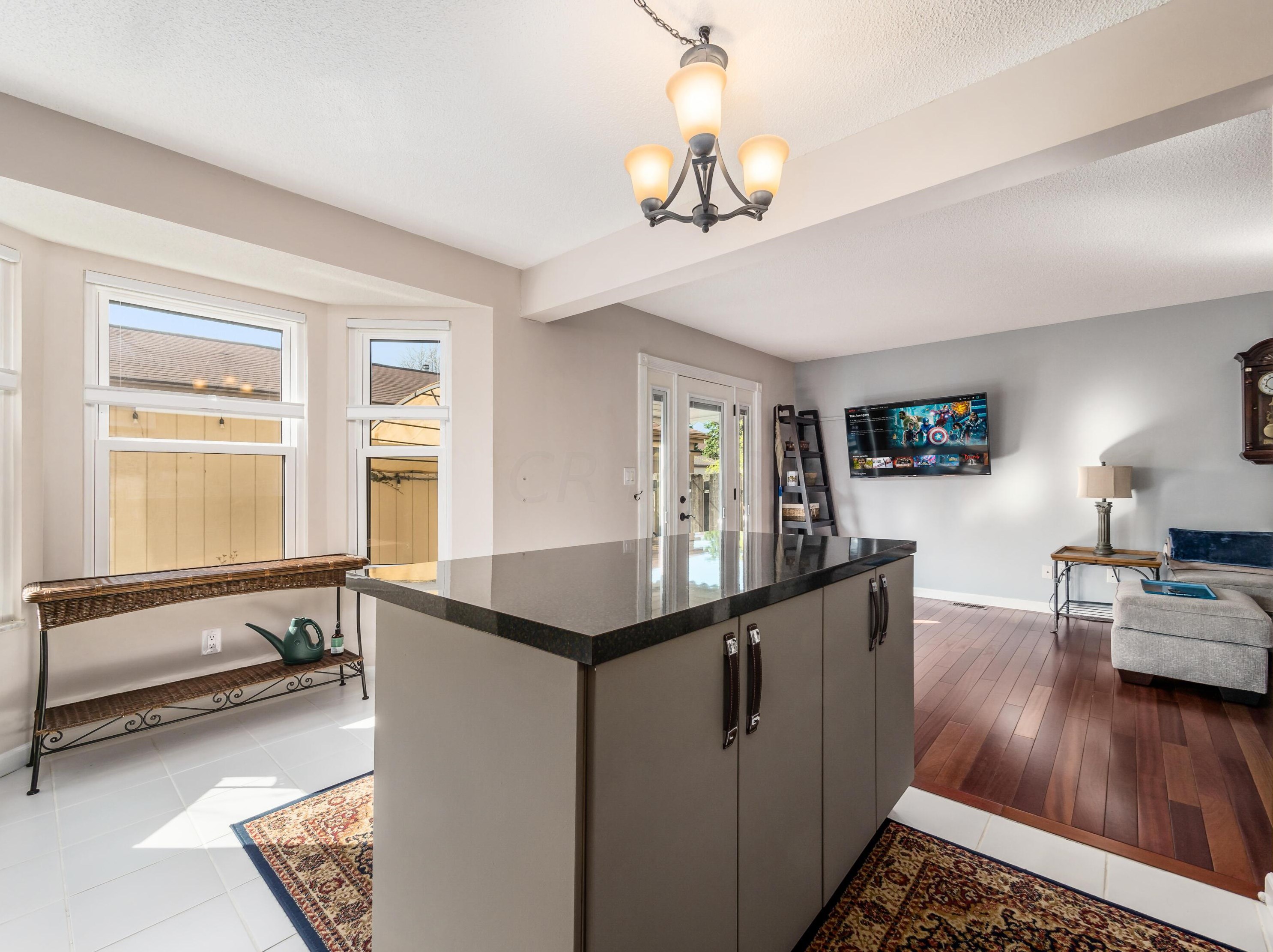 6283 Billington Dr, Columbus OH 43213-3479 exterior