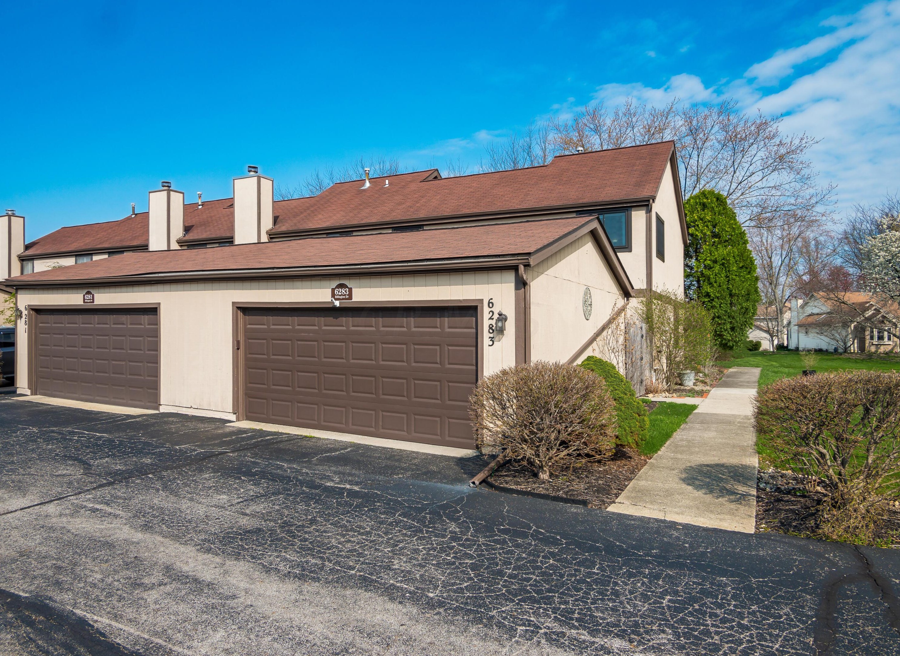 6283 Billington Dr, Columbus, OH 43213-6305