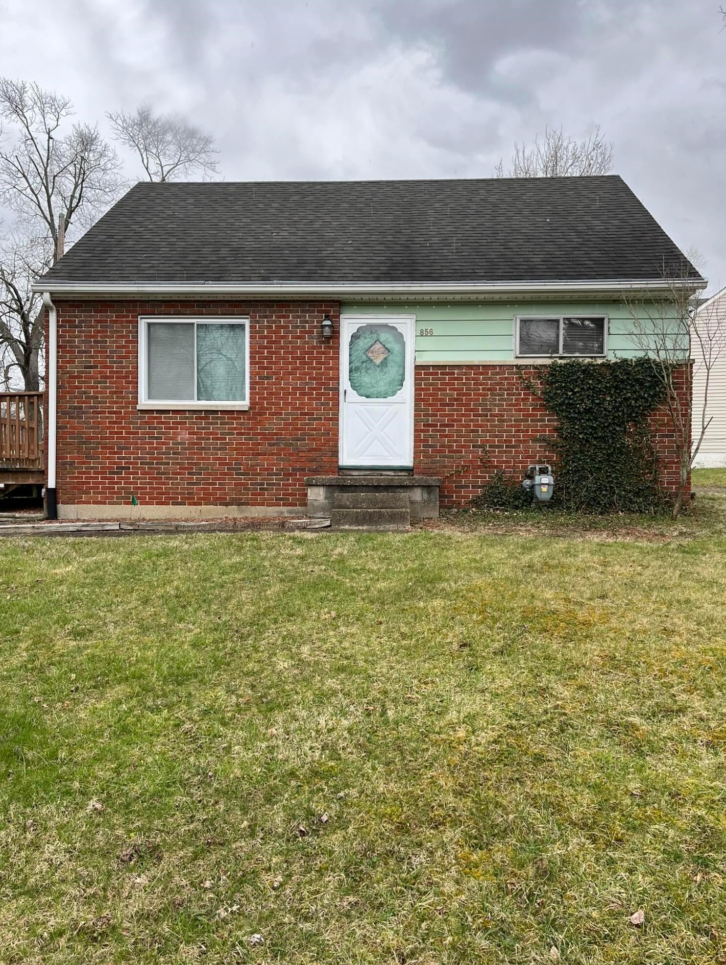 856 Houfek Dr, Lancaster, OH 43130