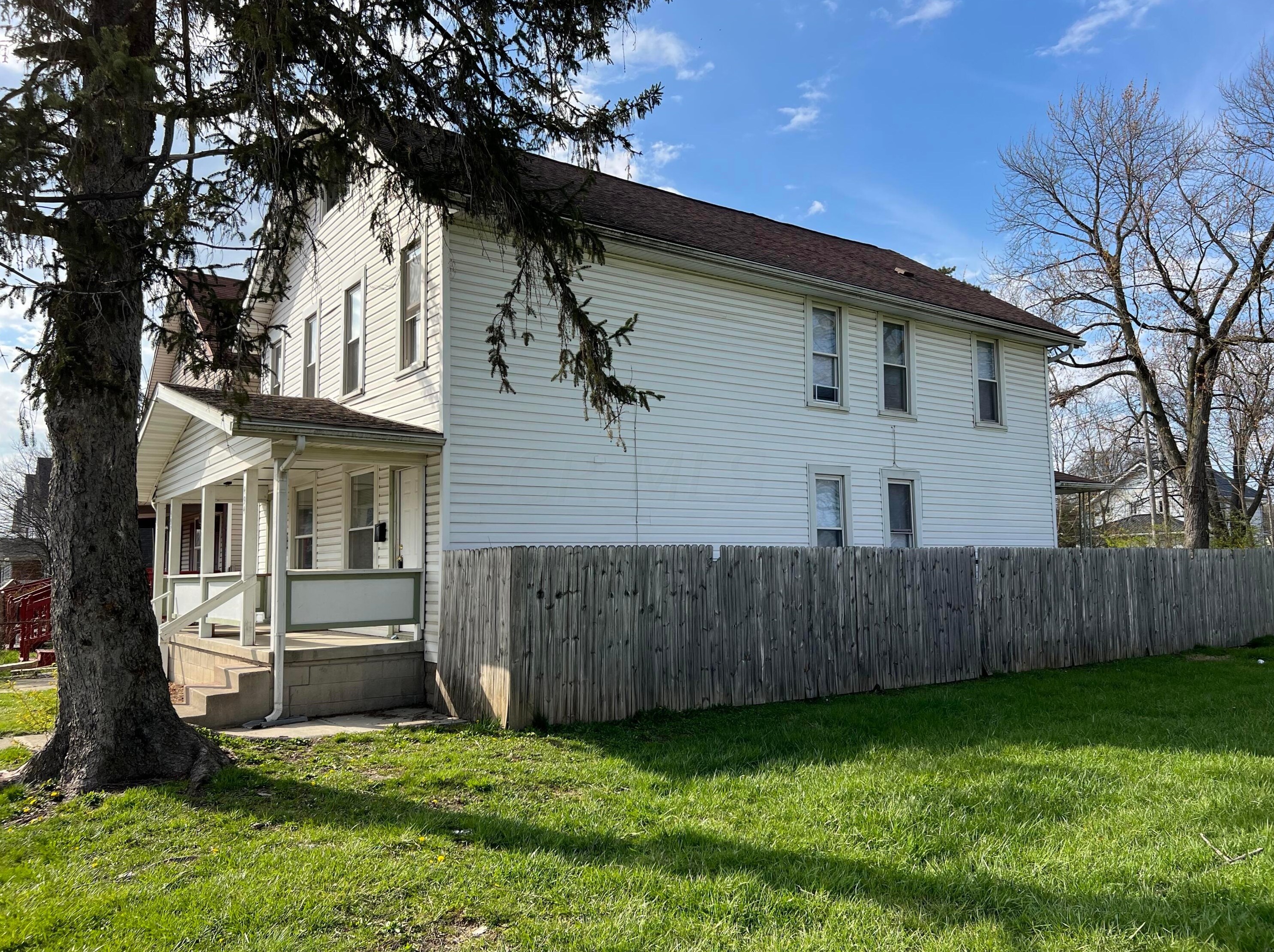 494 Olpp Ave, Columbus OH  43207-2065 exterior