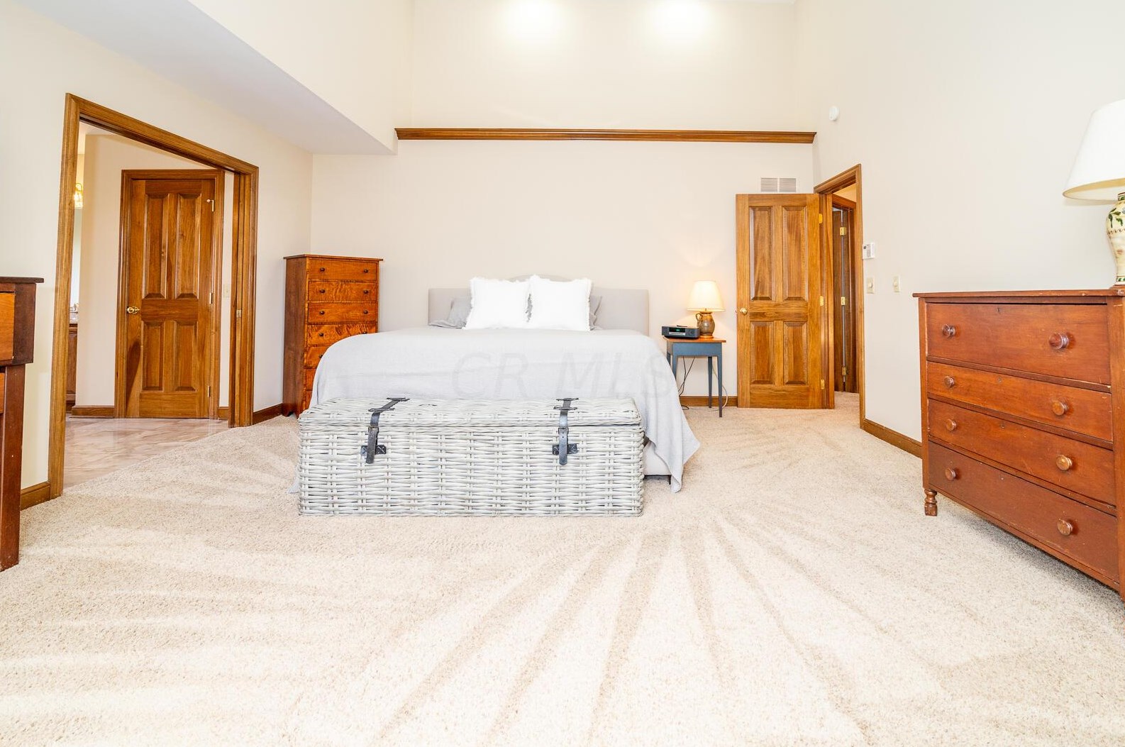 4861 Carrigan Ridge Dr, Dublin OH  43017-8617 exterior