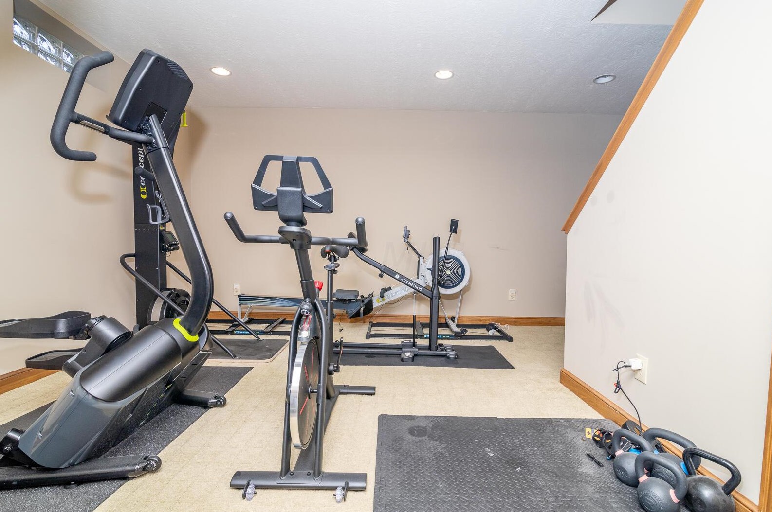 4861 Carrigan Ridge Dr, Dublin OH  43017-8617 exterior