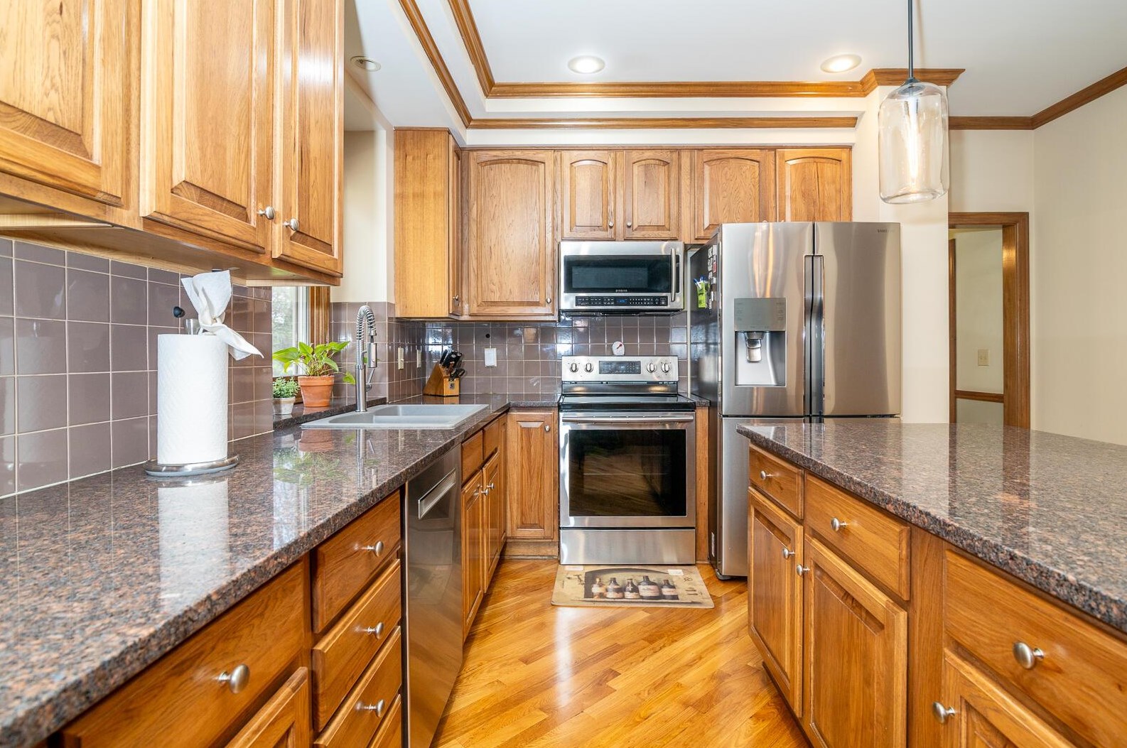 4861 Carrigan Ridge Dr, Dublin OH  43017-8617 exterior