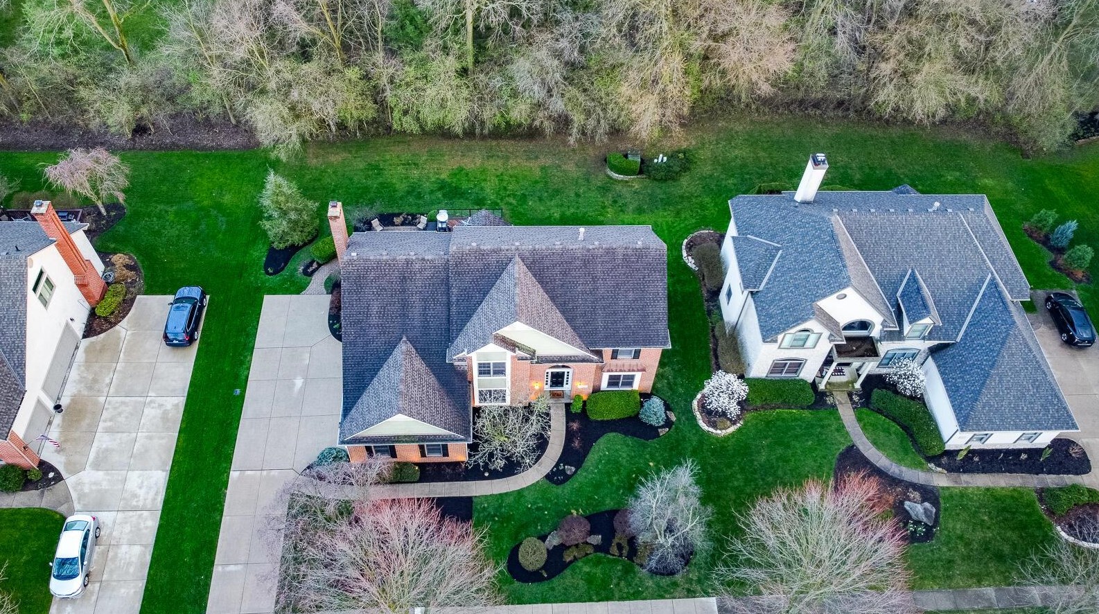 4861 Carrigan Ridge Dr, Dublin OH  43017-8617 exterior