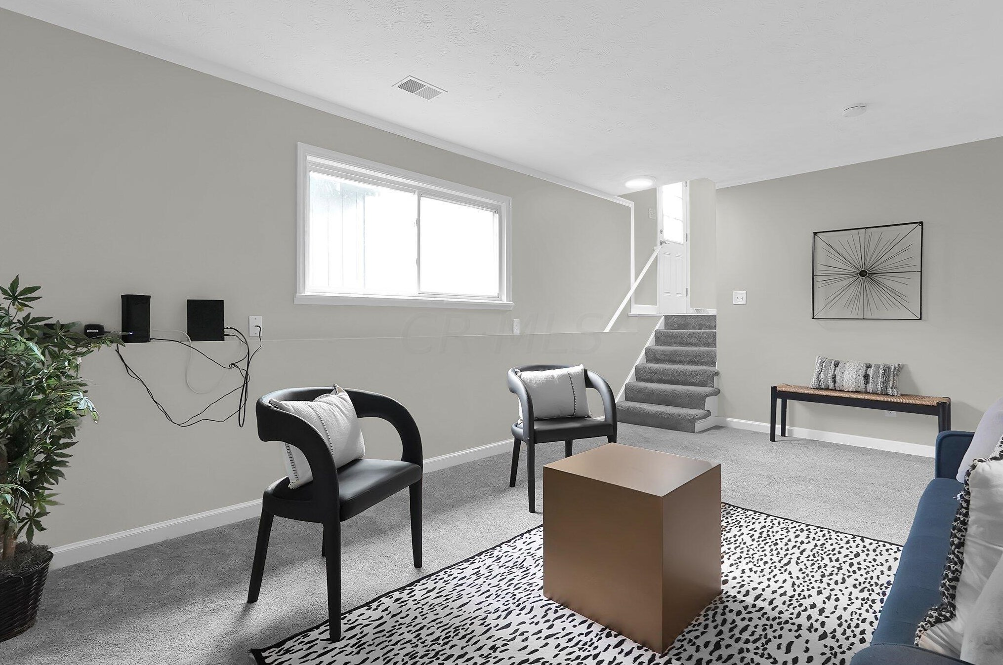 5404 Aqua St, Columbus OH  43229-3916 exterior