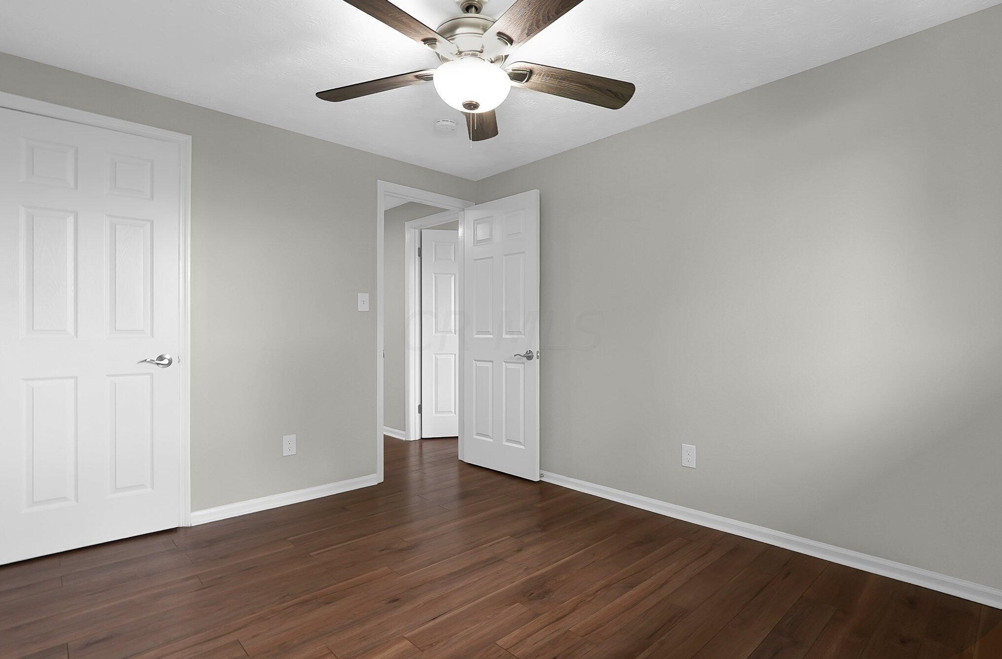 5404 Aqua St, Columbus OH  43229-3916 exterior