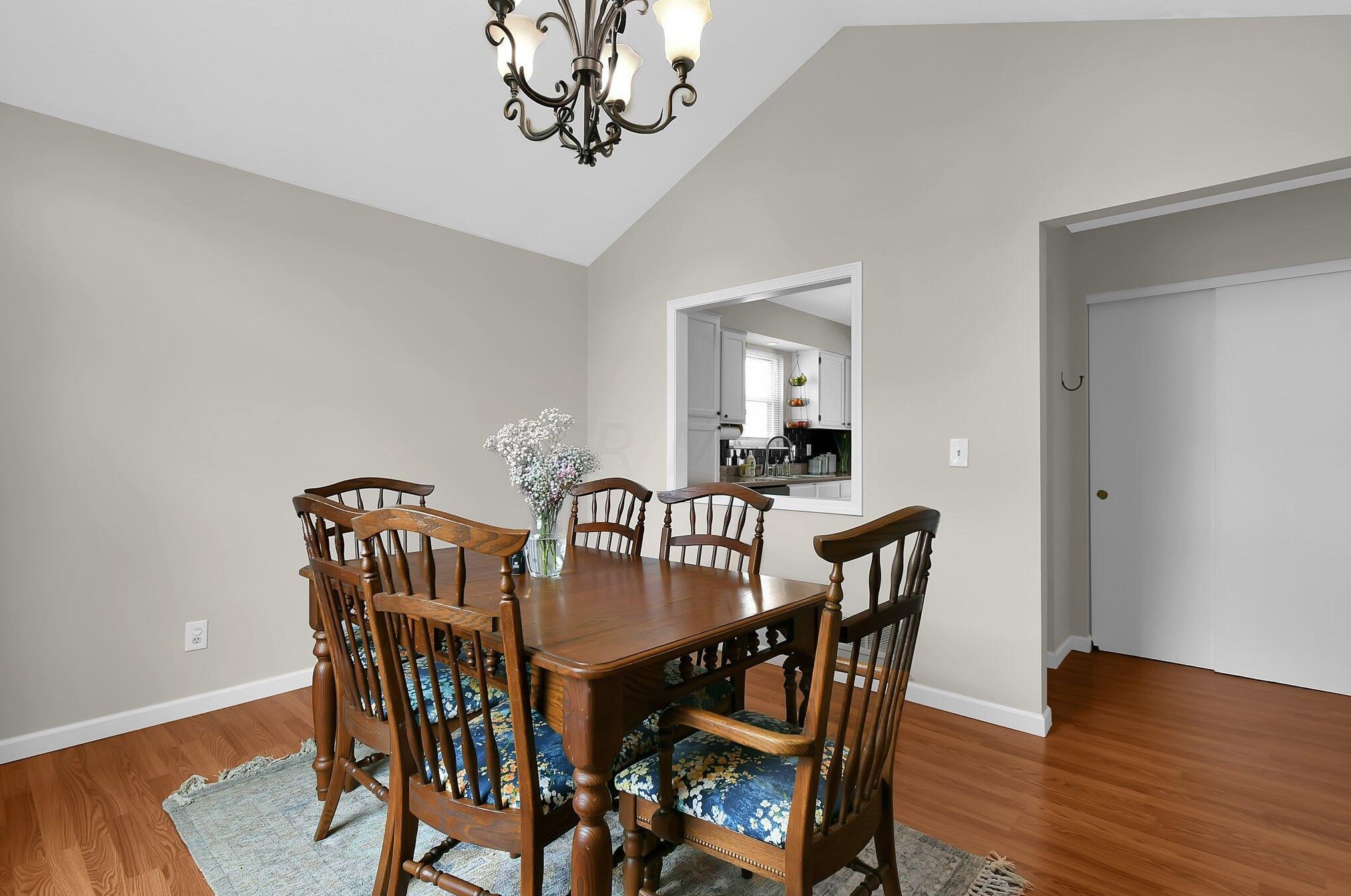 549 Gahanna Highlands Dr, Columbus OH 43230-7016 exterior