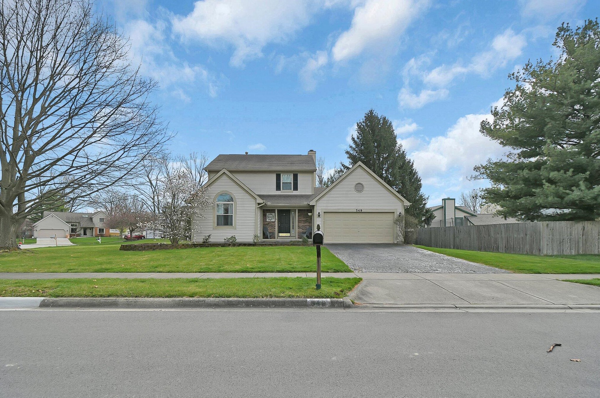 549 Gahanna Highlands Dr, Columbus OH 43230-7016 exterior