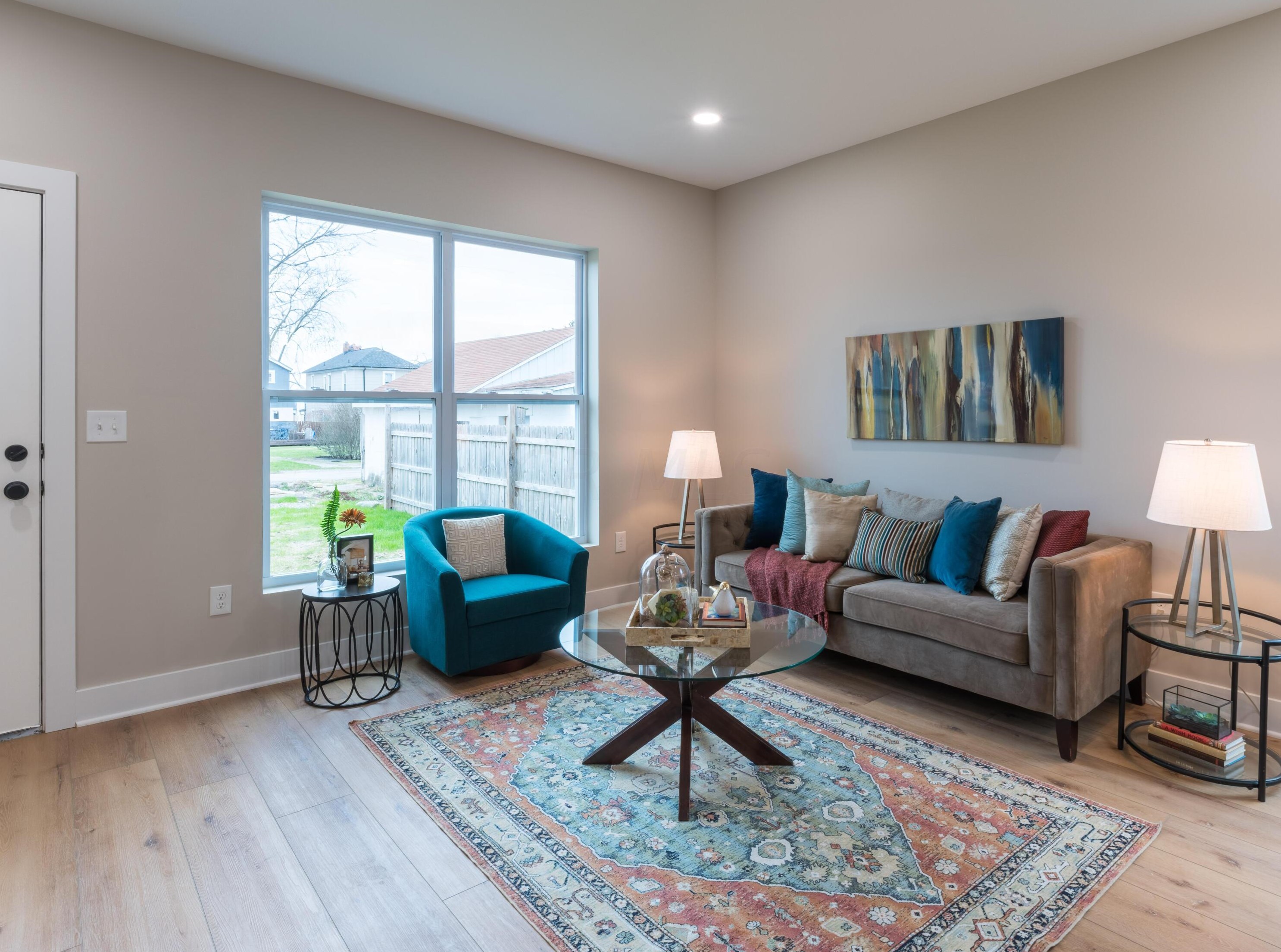 1405 4th St, Columbus, OH 43207-1009