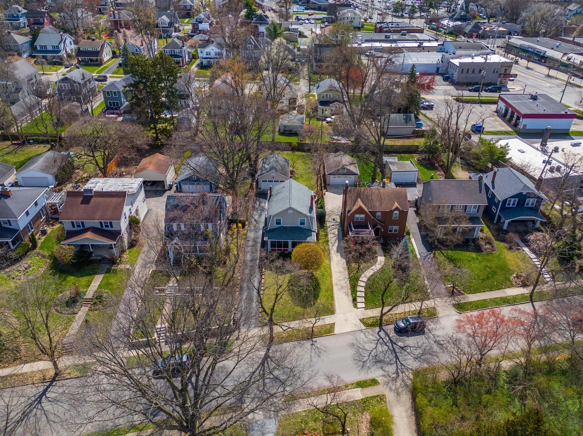 39 Torrence Rd, Columbus OH 43214-3819 exterior