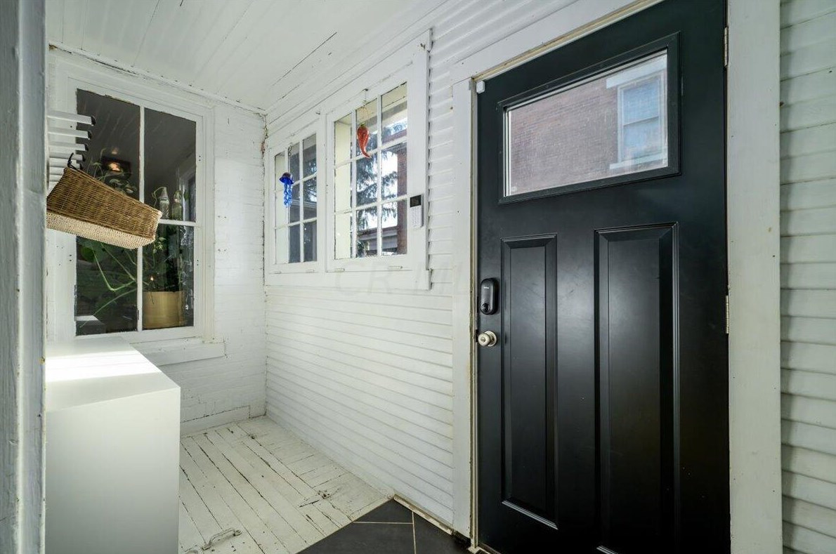 519 Sycamore St, Columbus OH  43206-1382 exterior