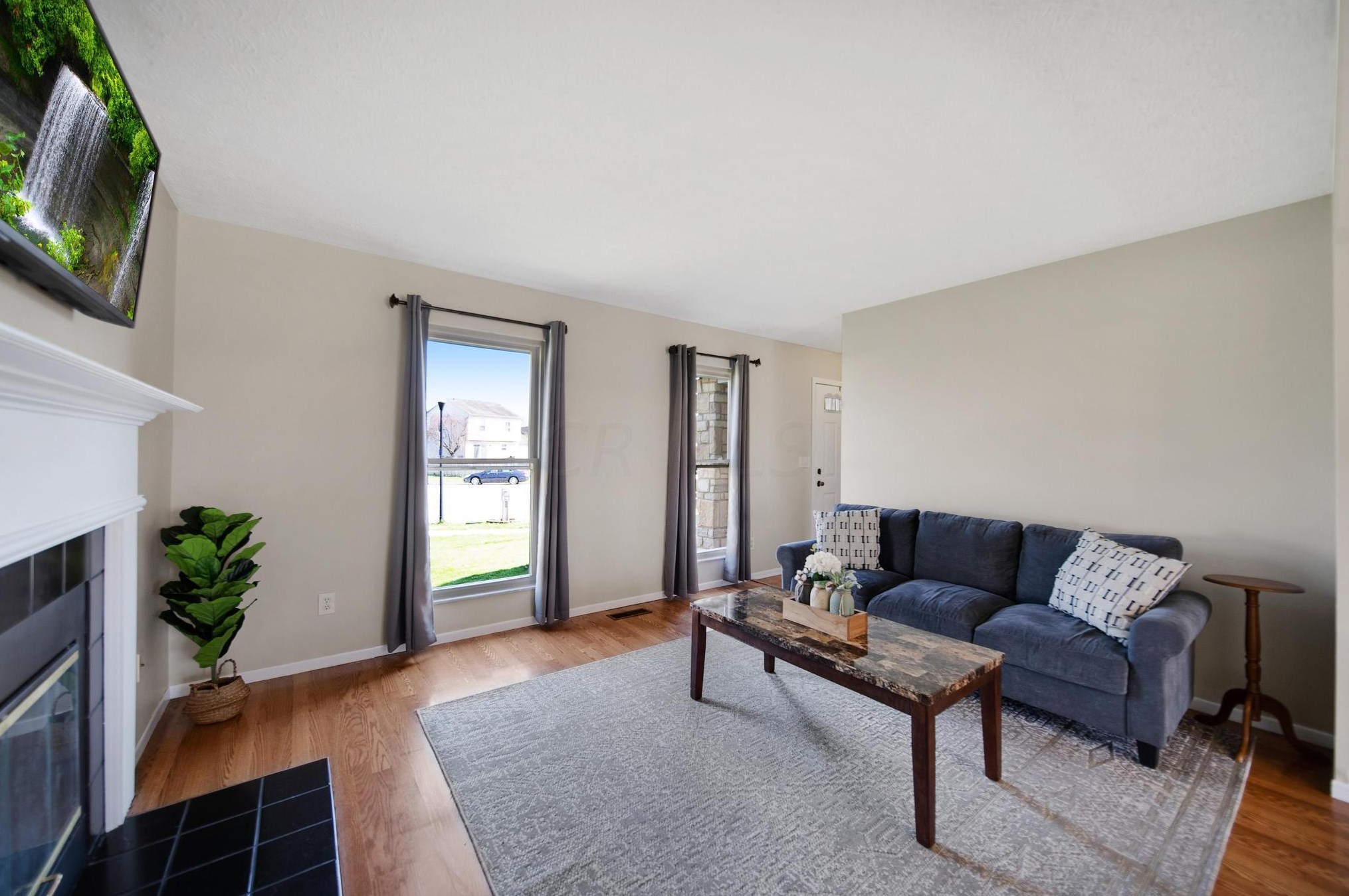 6288 Wrothston Dr, Columbus OH  43228-9247 exterior