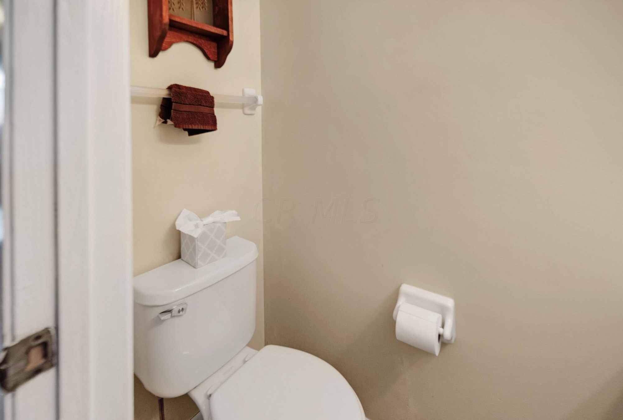 6288 Wrothston Dr, Columbus OH  43228-9247 exterior