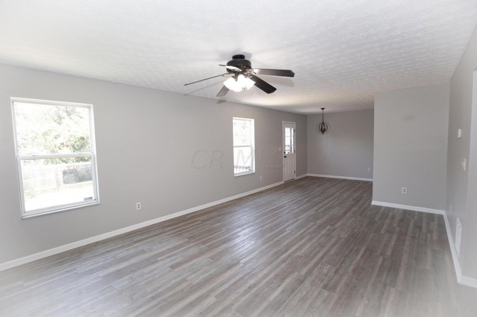 3919 Sugarbark Dr, Cnl Wnchstr OH  43110-7711 exterior
