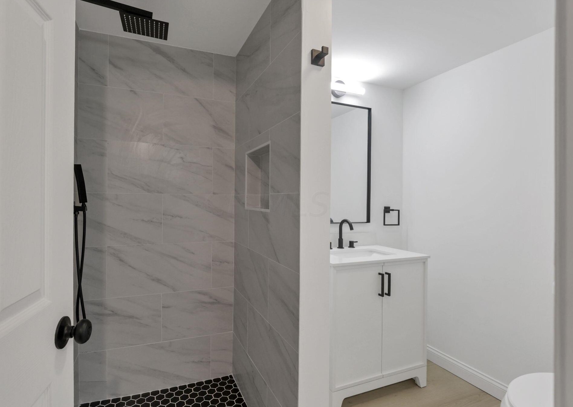 502 Westmoor Ave, Columbus OH  43204-2014 exterior