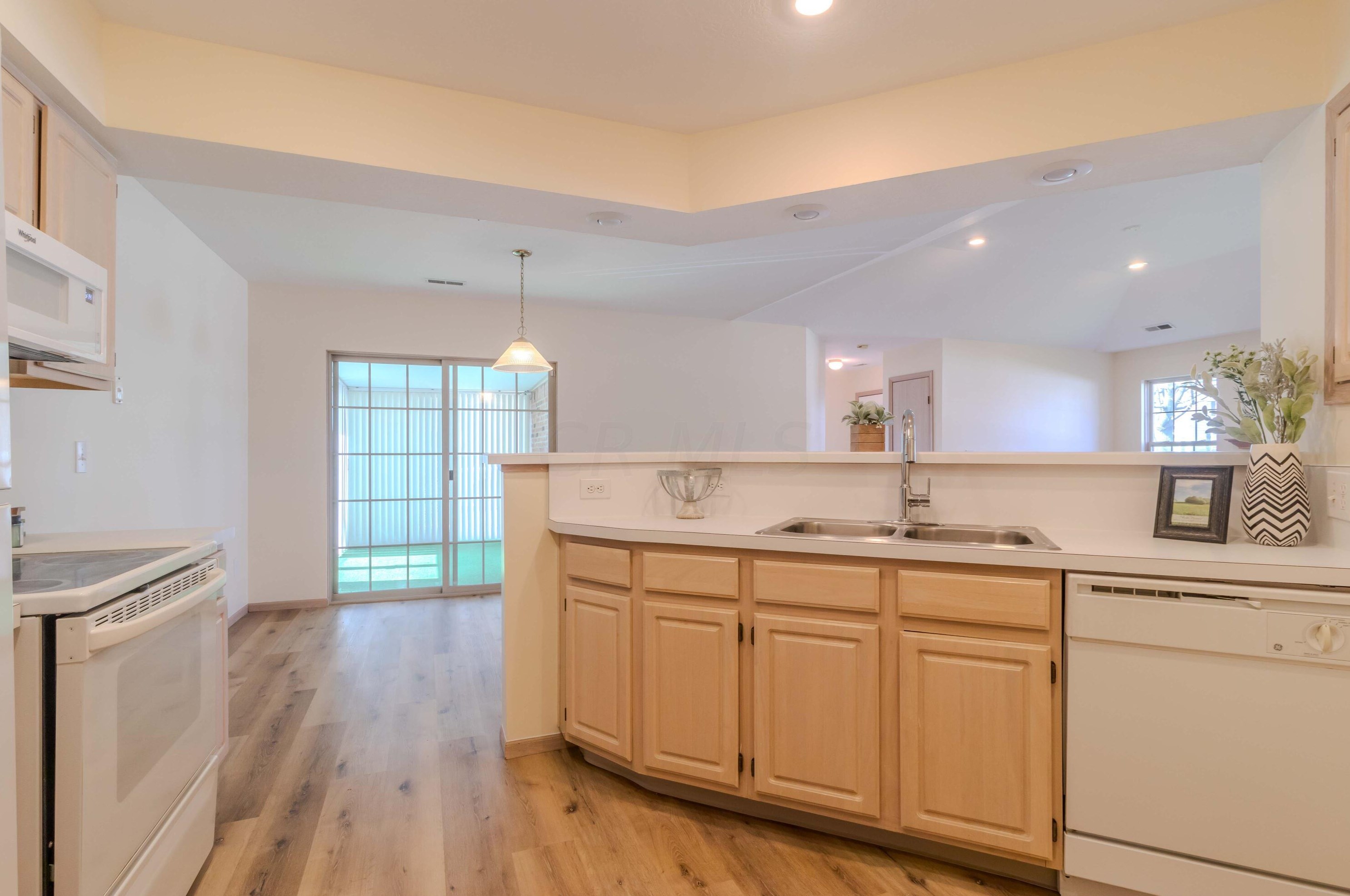 3086 Pine Manor Blvd, Darbydale, OH 43123