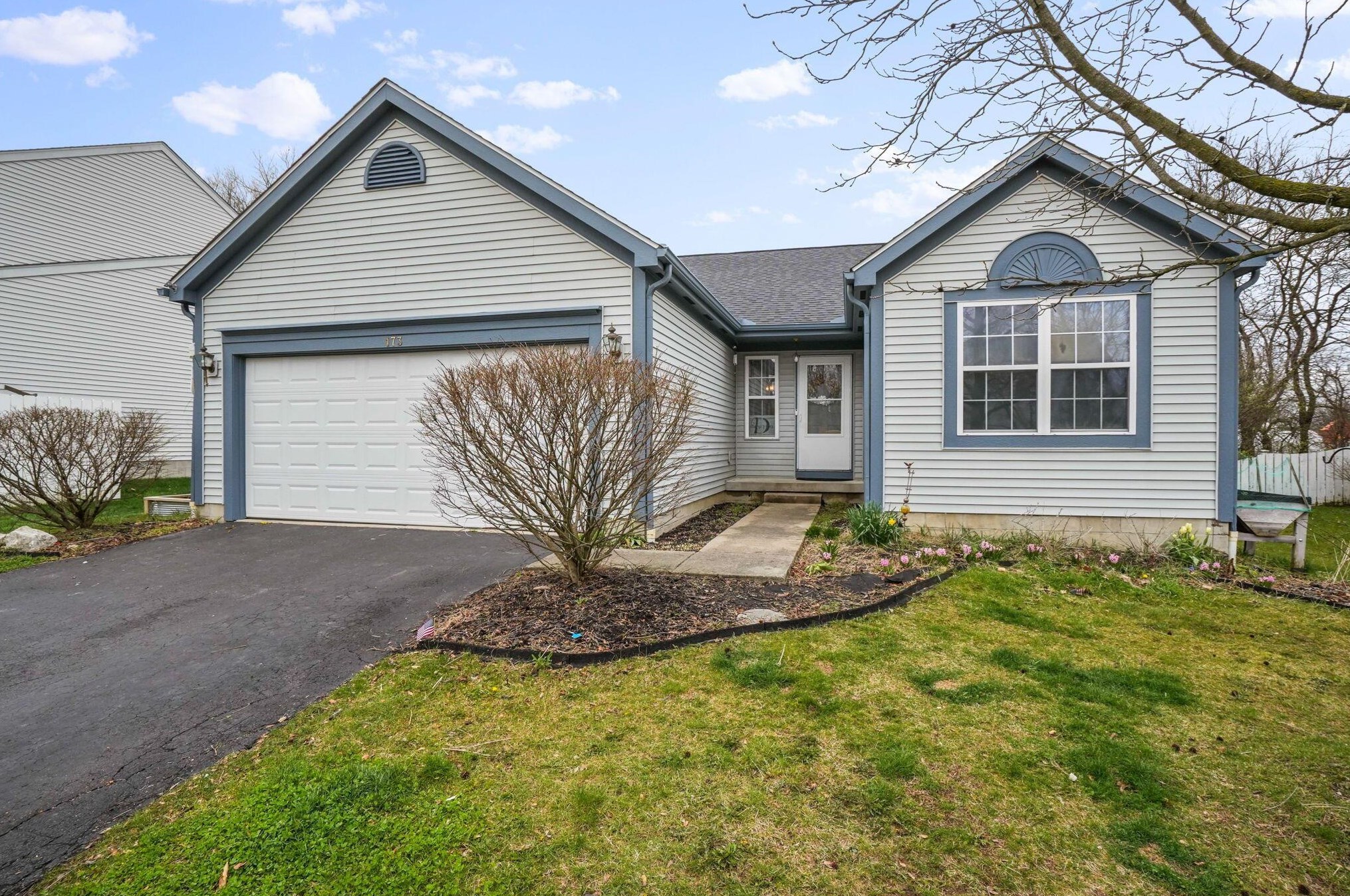 173 Stonhope Dr, Delaware, OH 43015-3343
