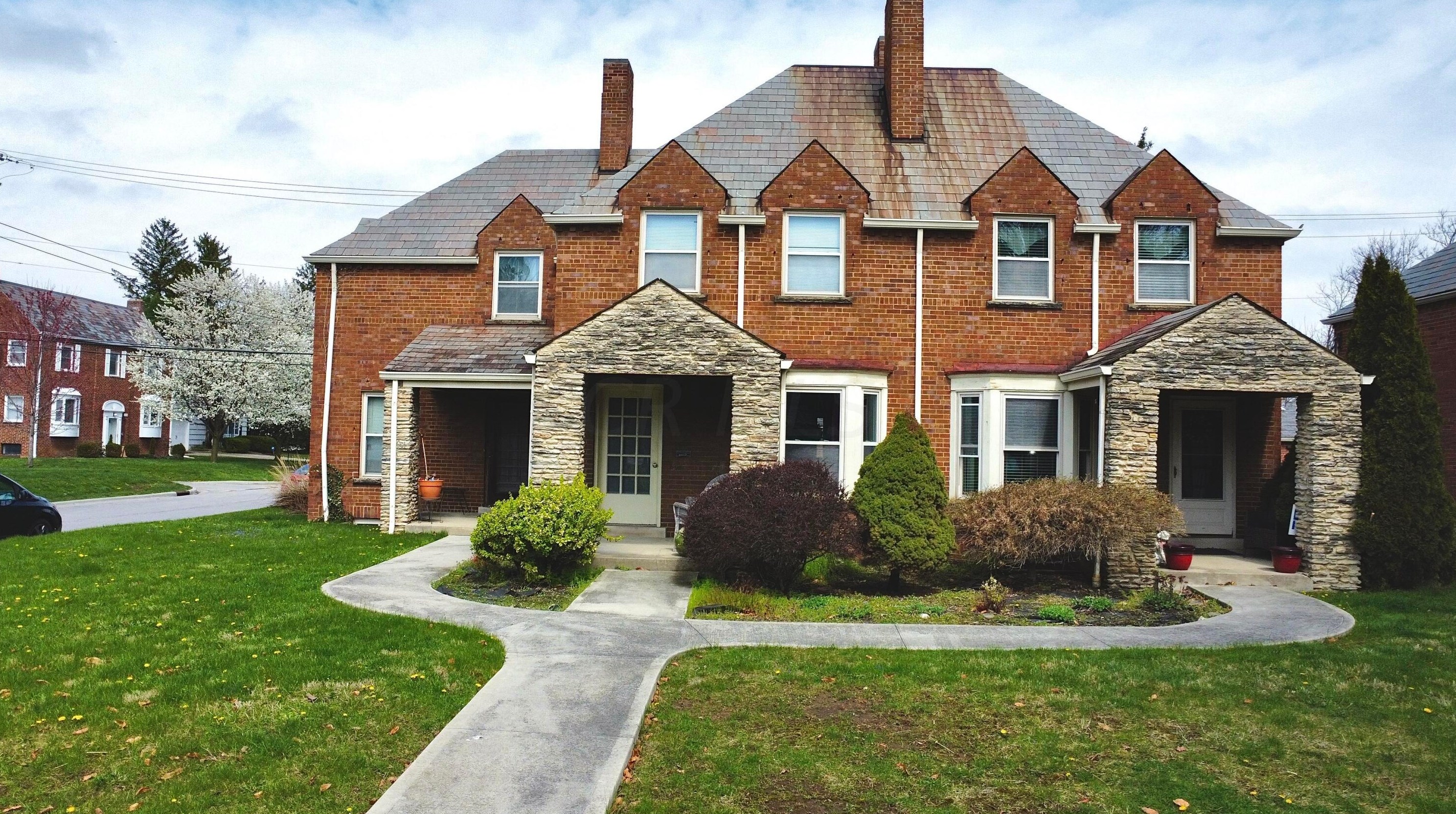 1590 King Ave, Columbus, OH 43212-2059