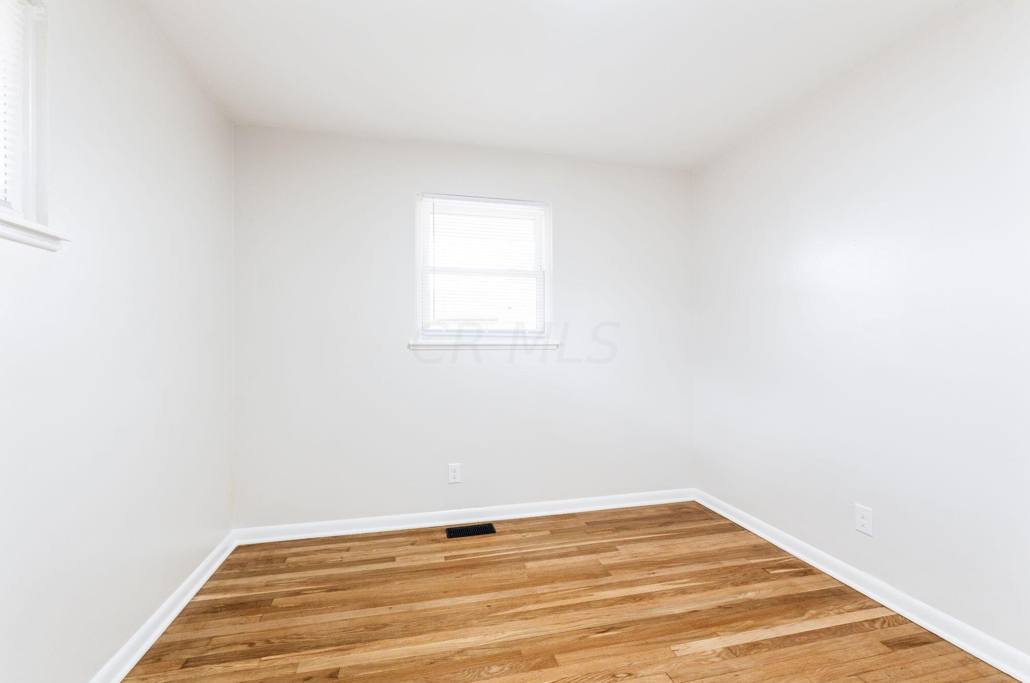 1081 Racine Ave, Columbus OH  43204-2720 exterior