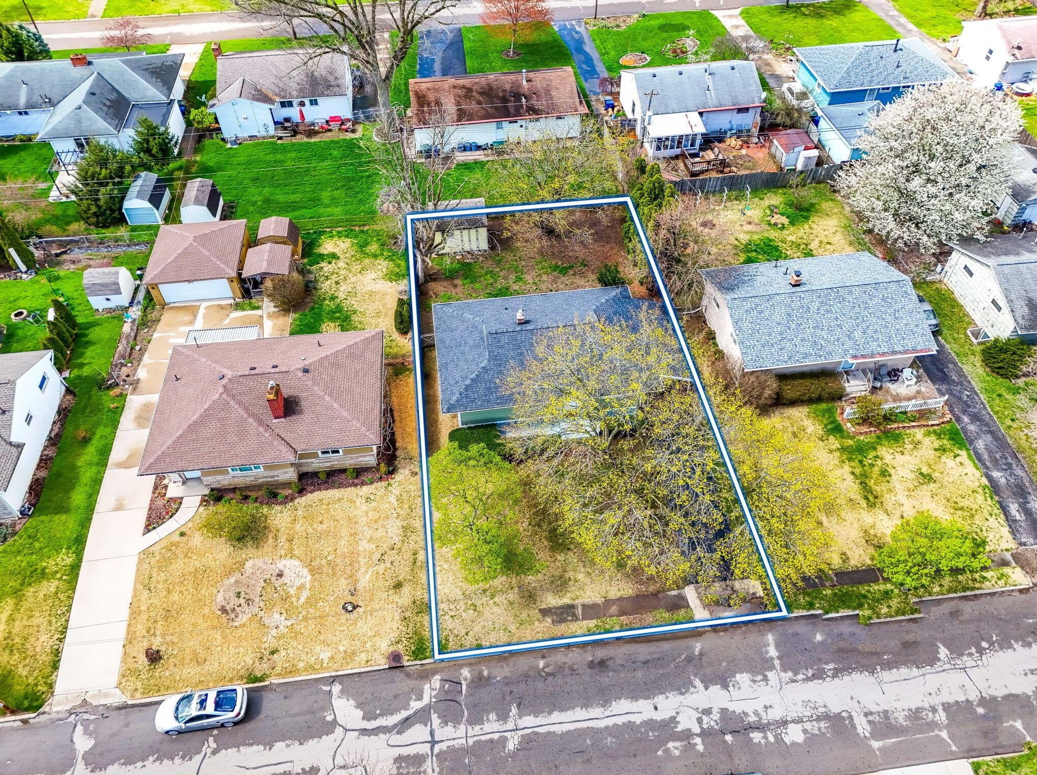 1081 Racine Ave, Columbus OH  43204-2720 exterior