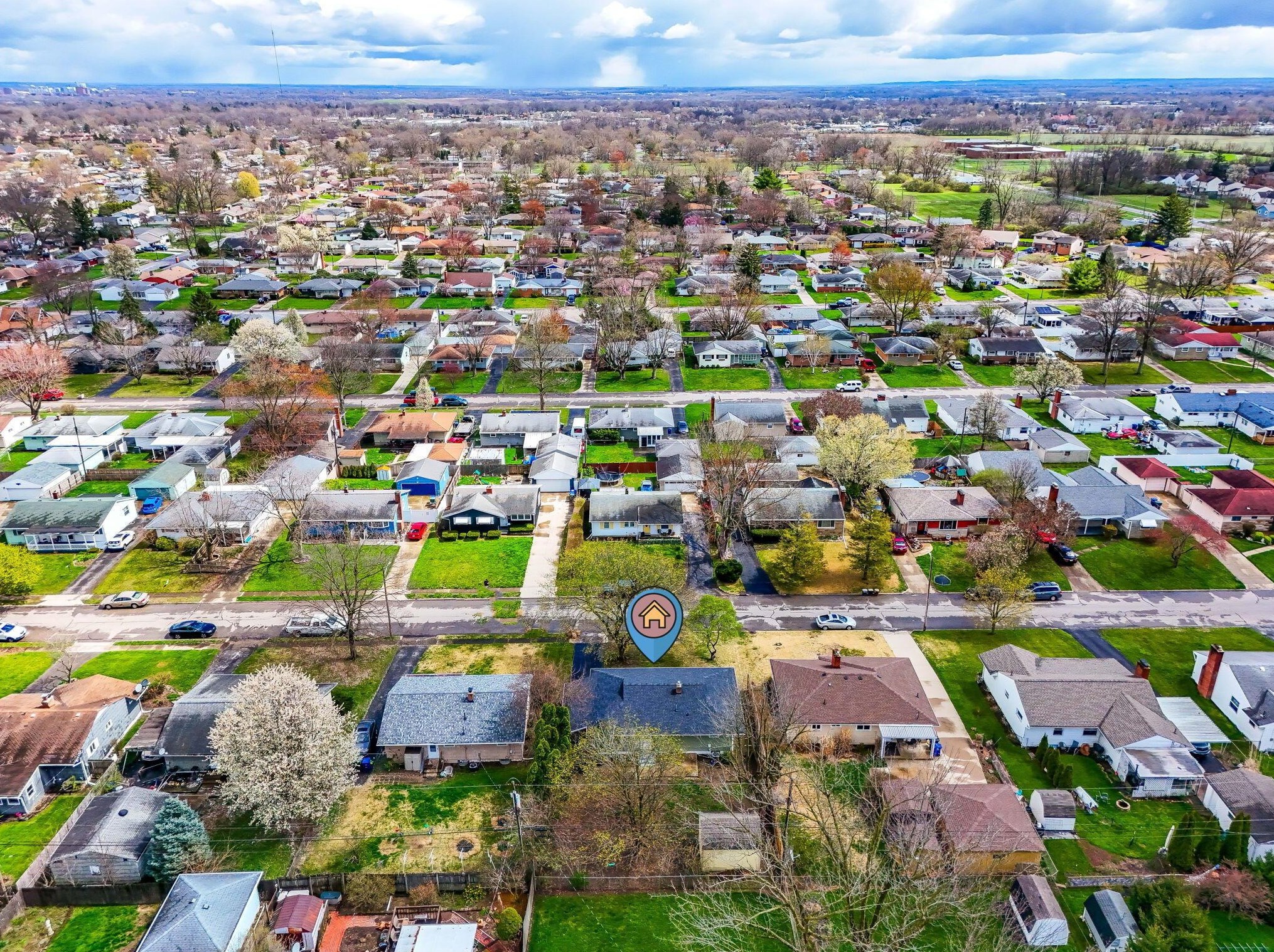 1081 Racine Ave, Columbus OH  43204-2720 exterior