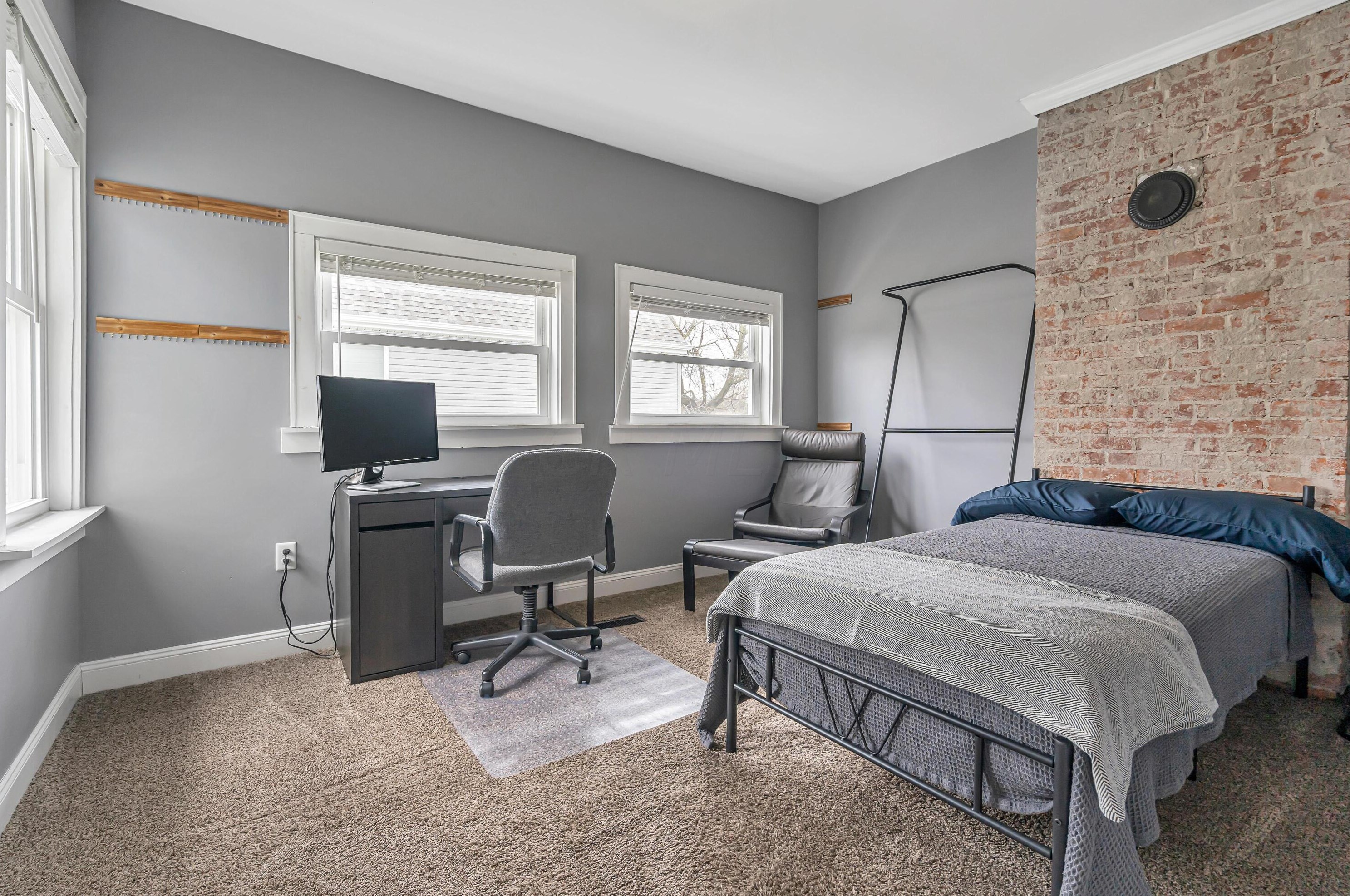 663 3rd Ave, Columbus OH  43201-3722 exterior