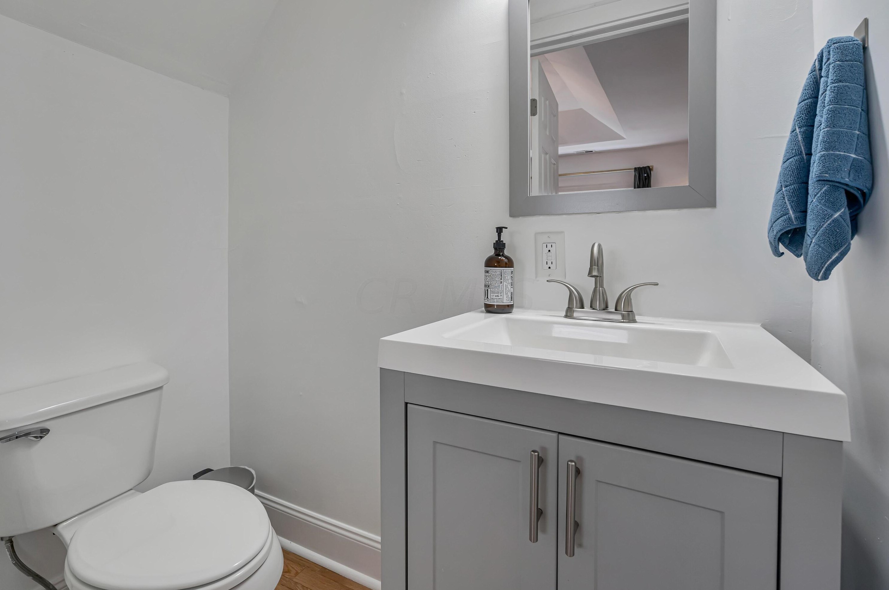 663 3rd Ave, Columbus OH  43201-3722 exterior