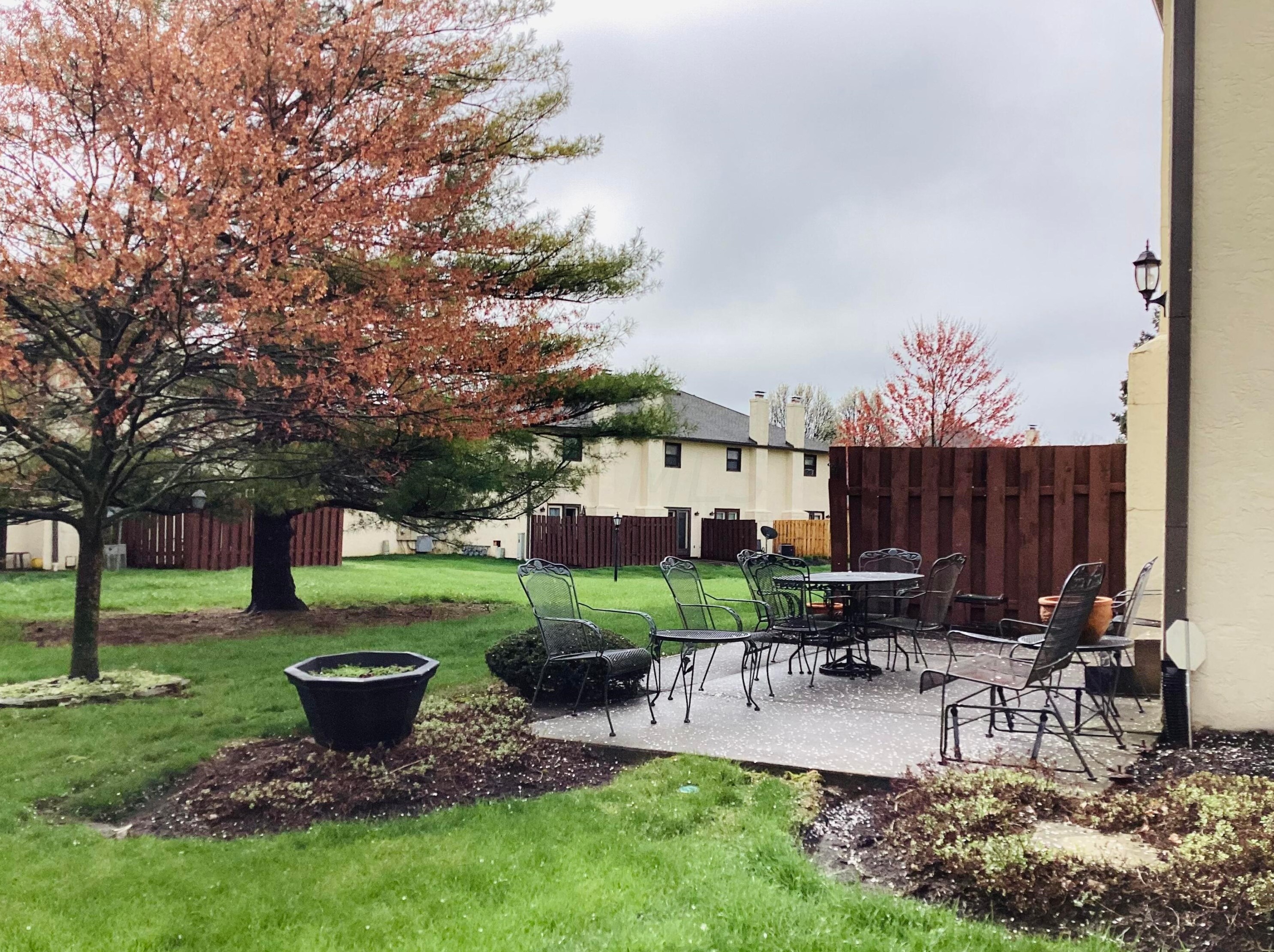 3148 Parkview Dr, Darbydale, OH 43123