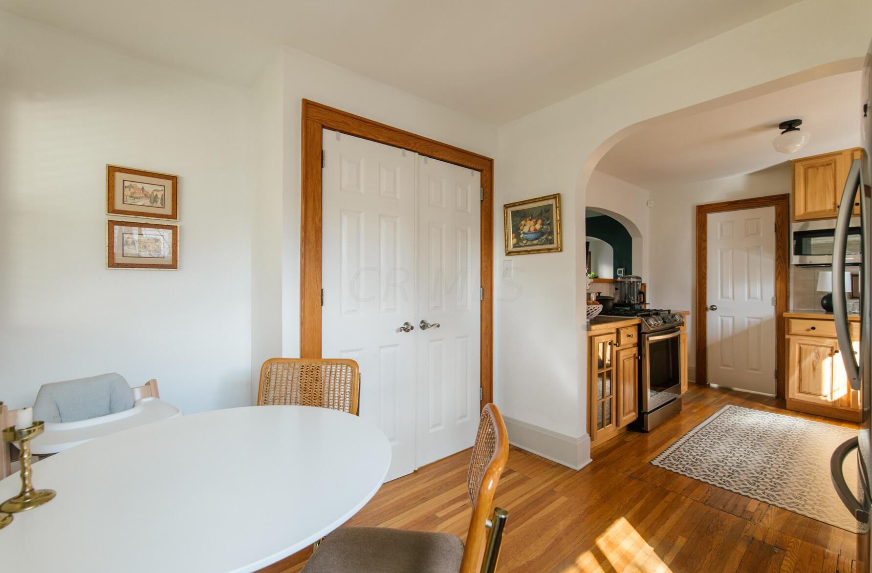 463 Tibet Rd, Columbus OH  43202-2231 exterior