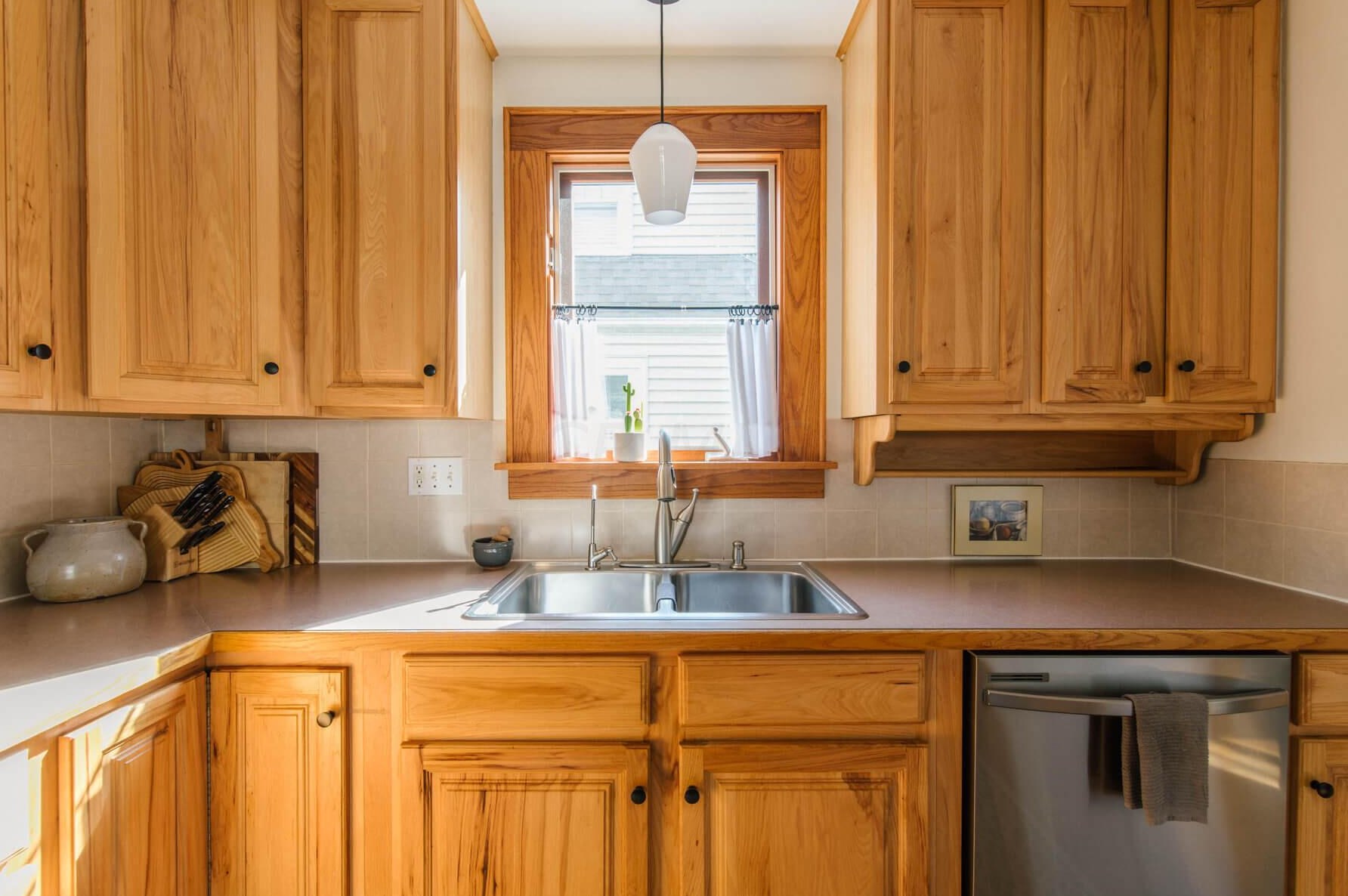 463 Tibet Rd, Columbus OH  43202-2231 exterior